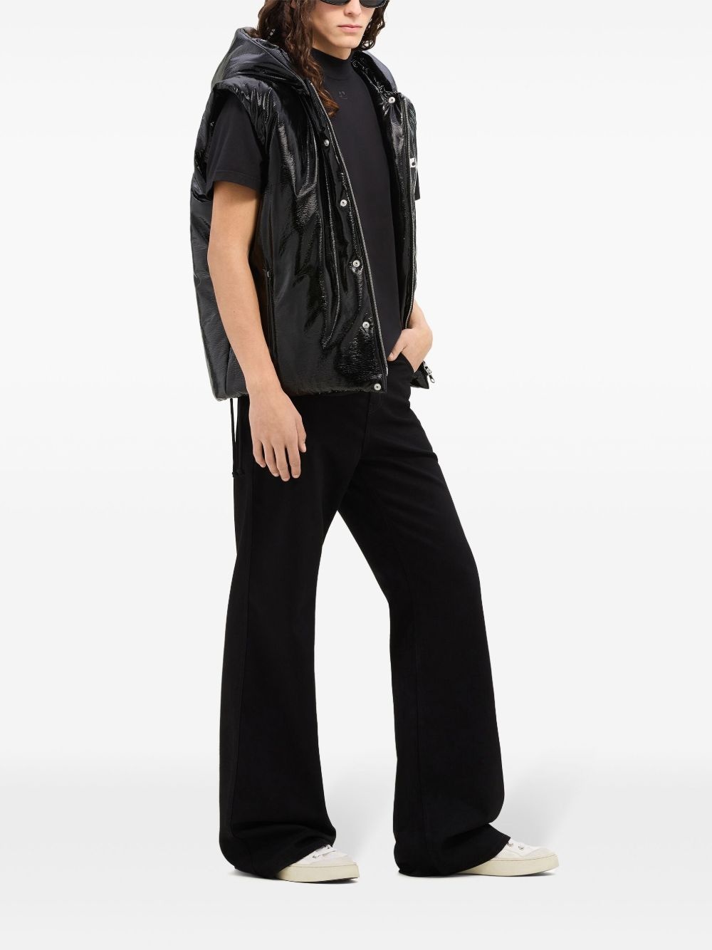 sleeveless vinyl puffer jacket - 4