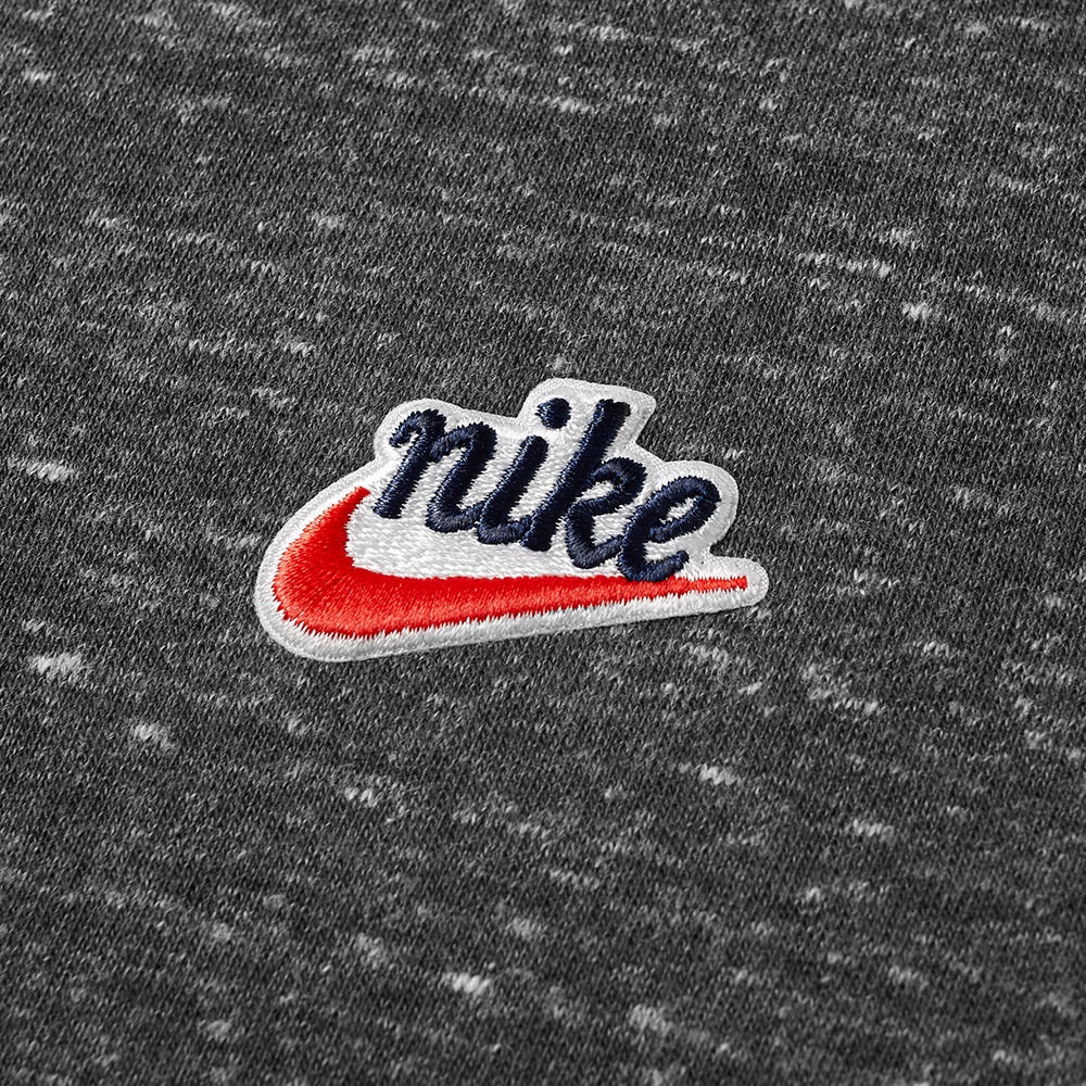 Nike Heritage Chest Logo Tee - 3