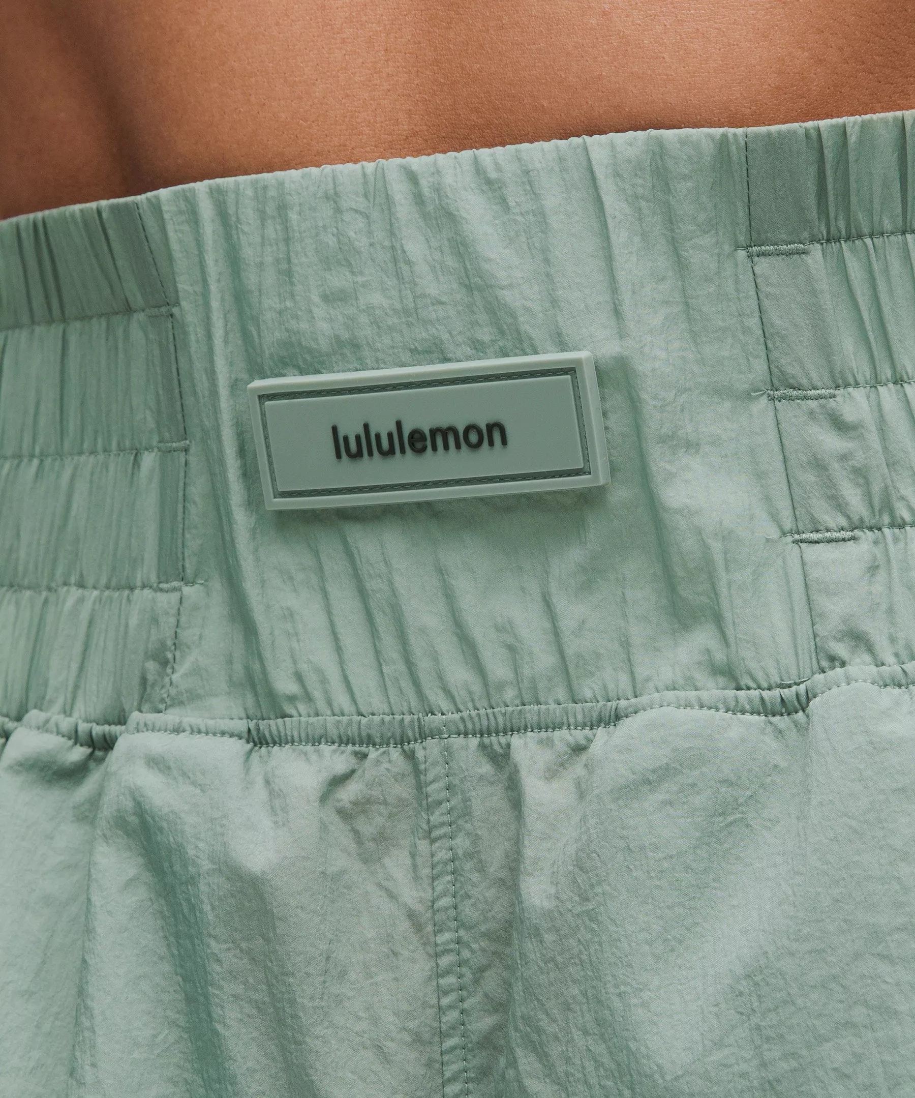 Lightweight Super-High-Rise Training Short 4" - 5