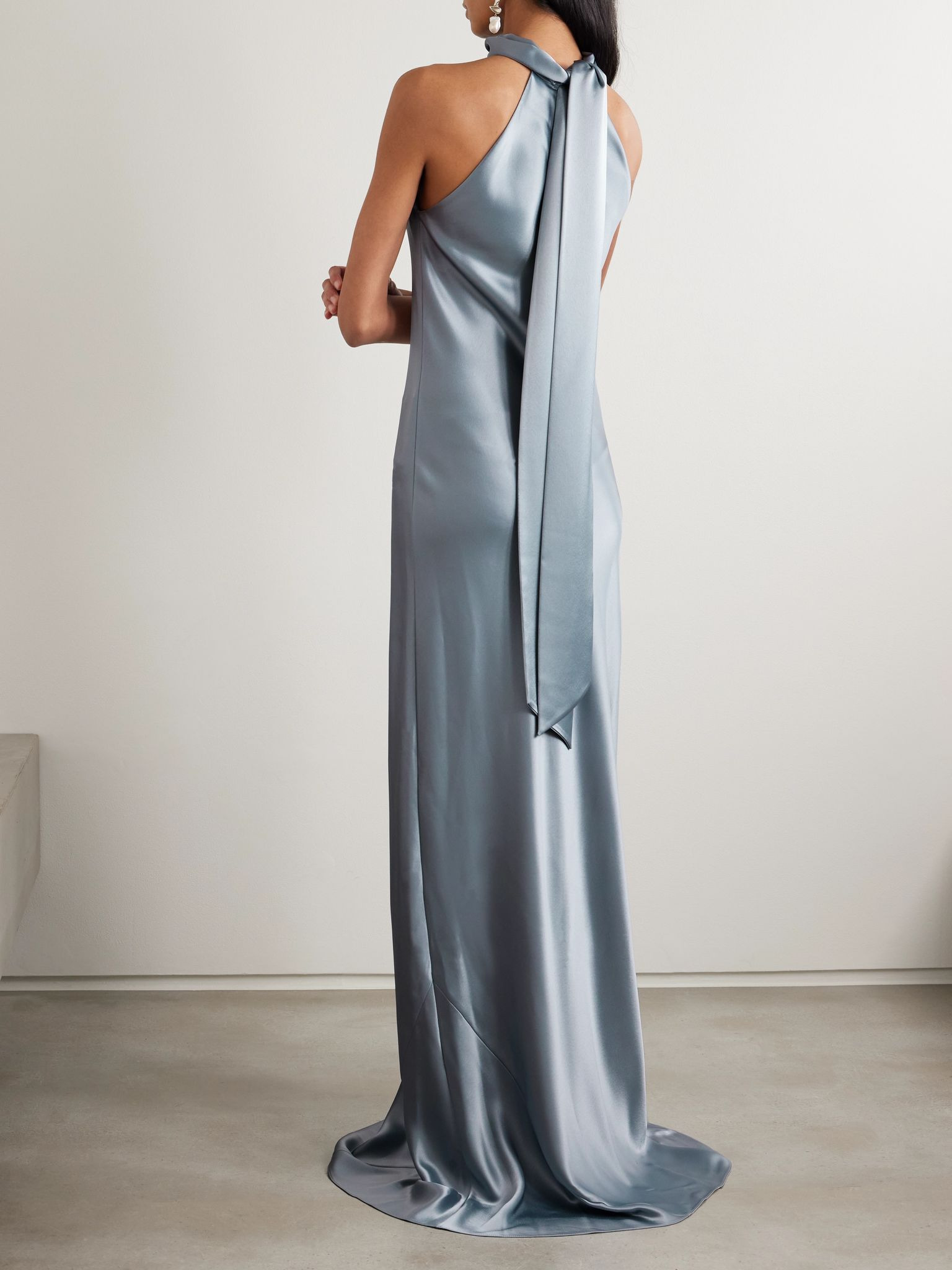 Sienna satin halterneck gown Light blue - 3