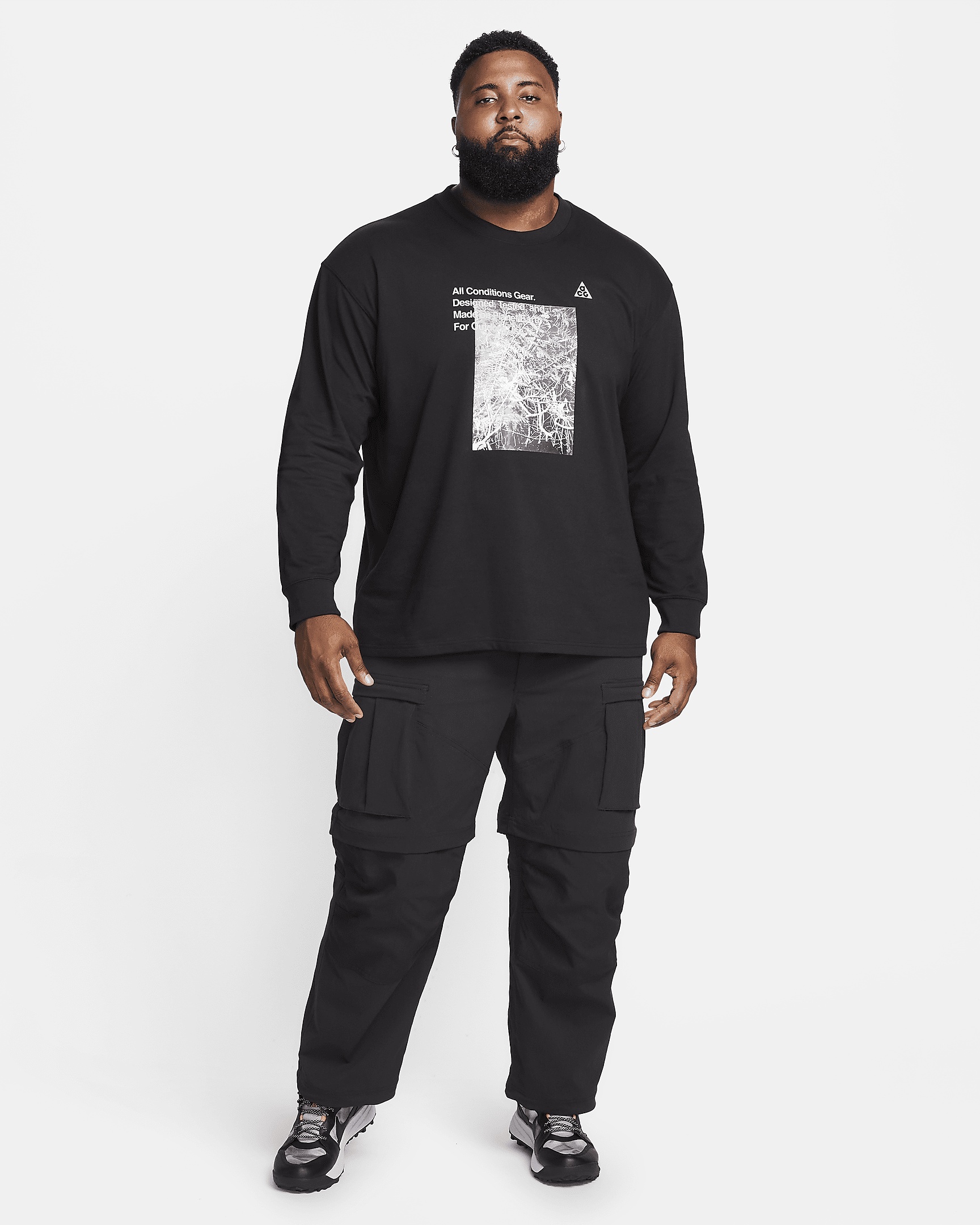 Men's Nike ACG "Smith Summit" Cargo Pants - 22