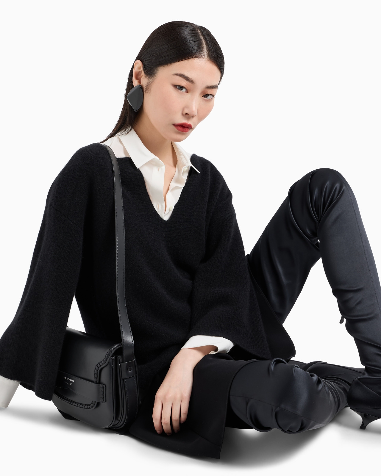 Silk crêpe-de-Chine shirt with pleated back - 6