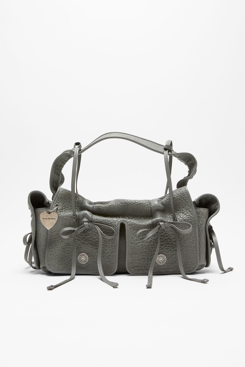 Multipocket grained leather bag - Cold grey 1