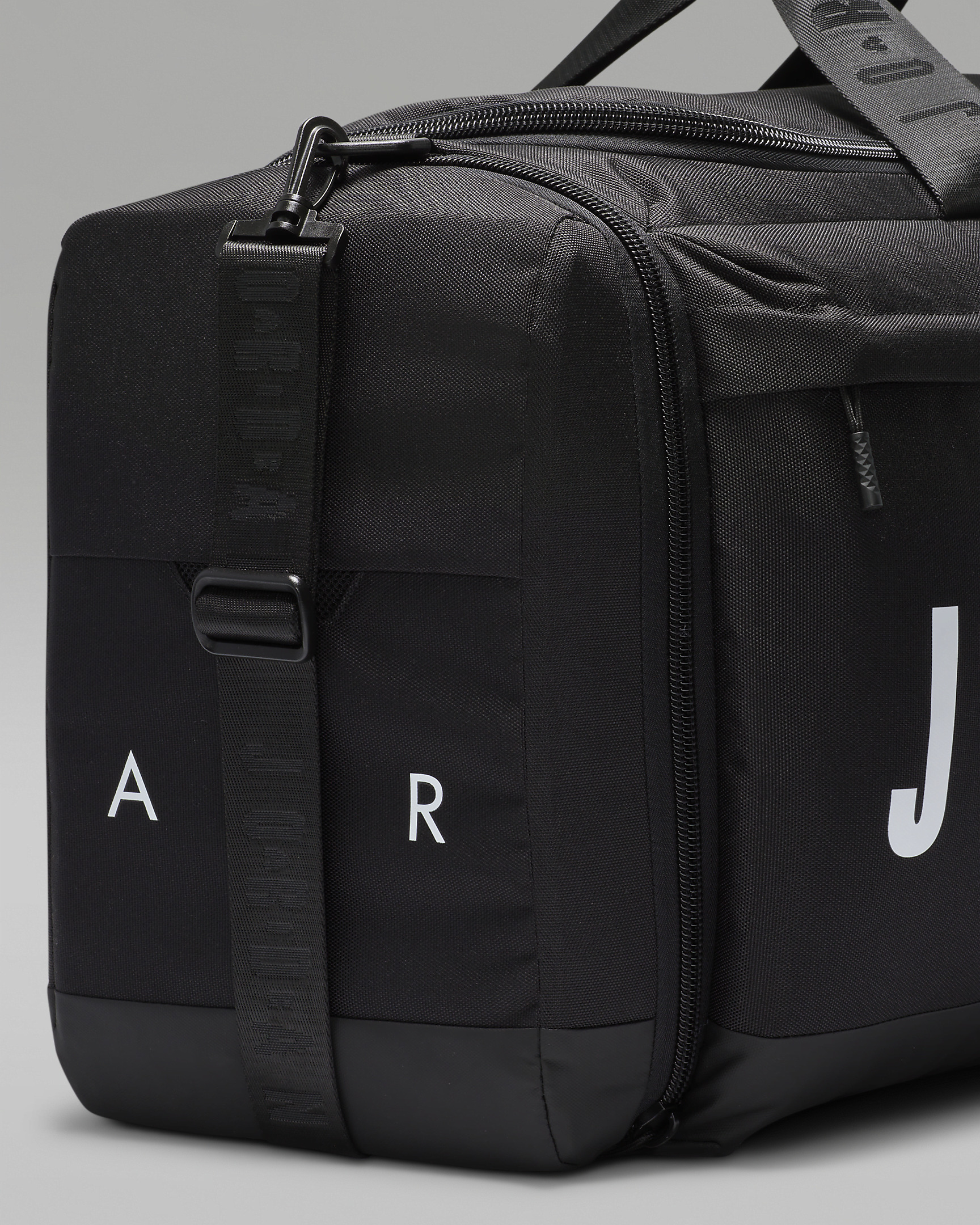 Jordan Duffel Bag (81L) - 9