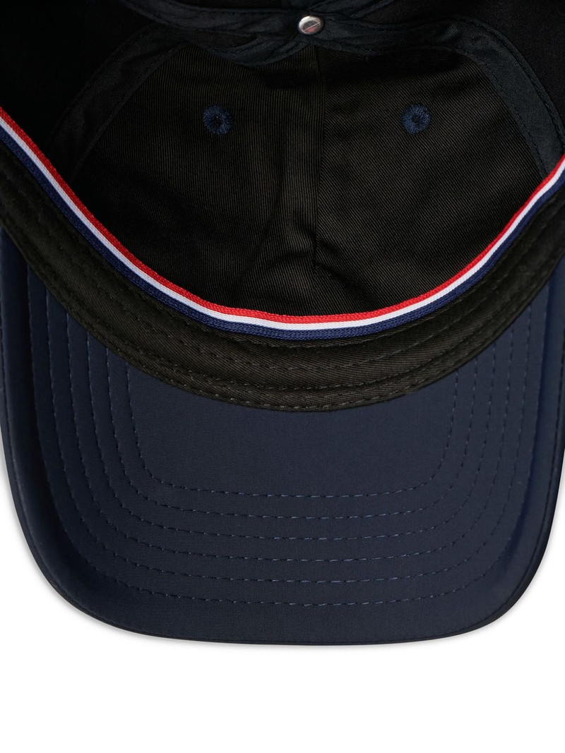 Eden cap 4