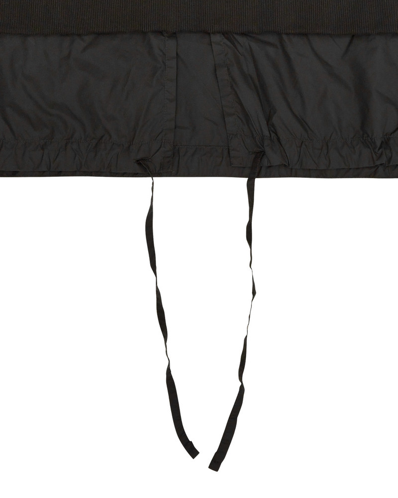 SLEEVELESS TREATED HOODIE 7