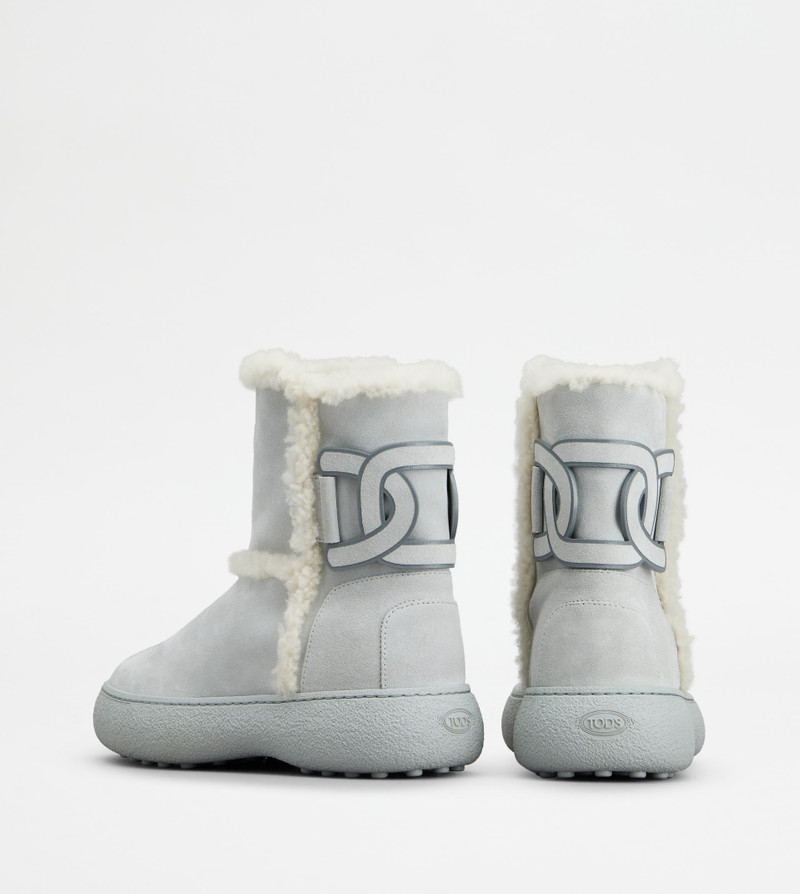 Tod's TOD'S W. G. ANKLE BOOTS IN SUEDE - LIGHT BLUE outlook