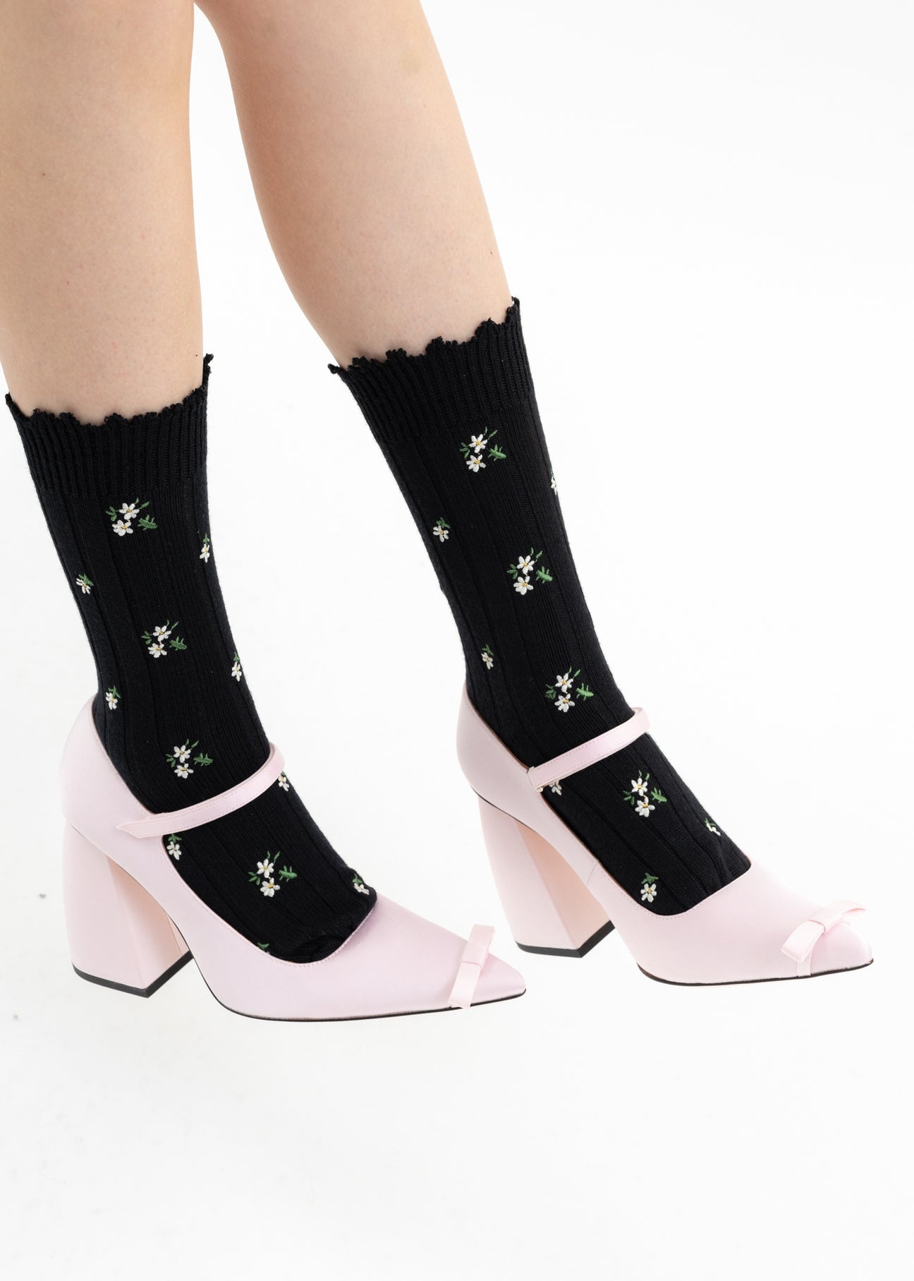 Black And White Embroidered Flora Socks - 8