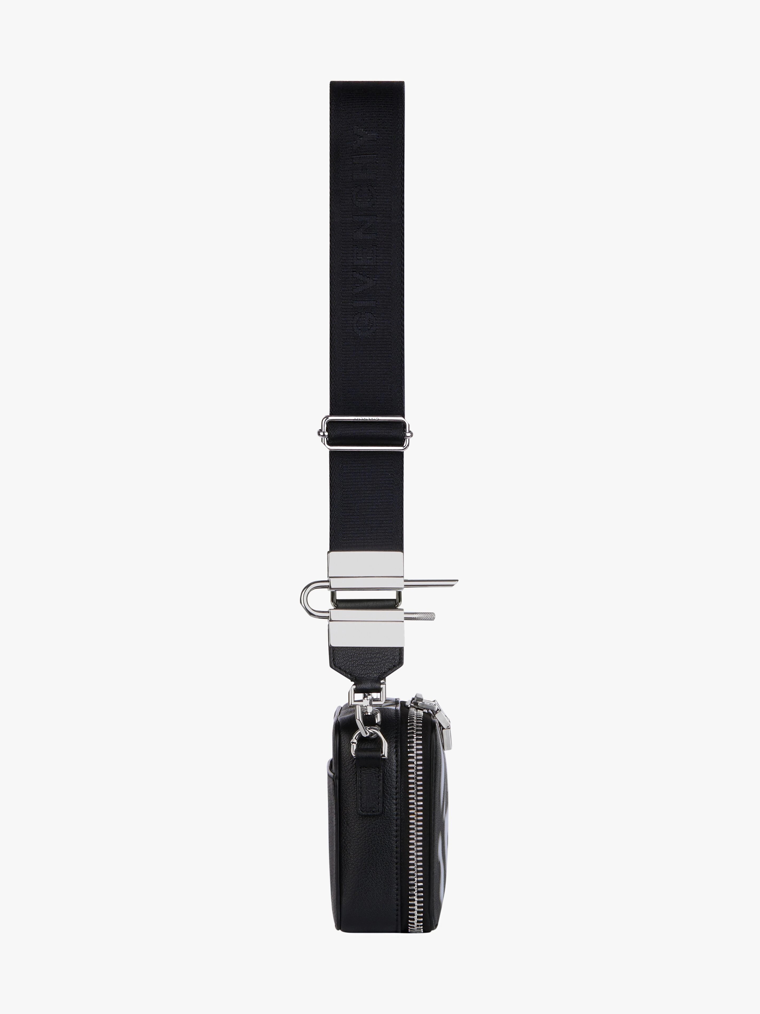 ANTIGONA U CAMERA BAG IN LEATHER WITH TAG EFFECT DOG PRINT - 3