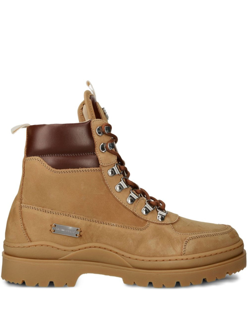 lace-up combat boots 1