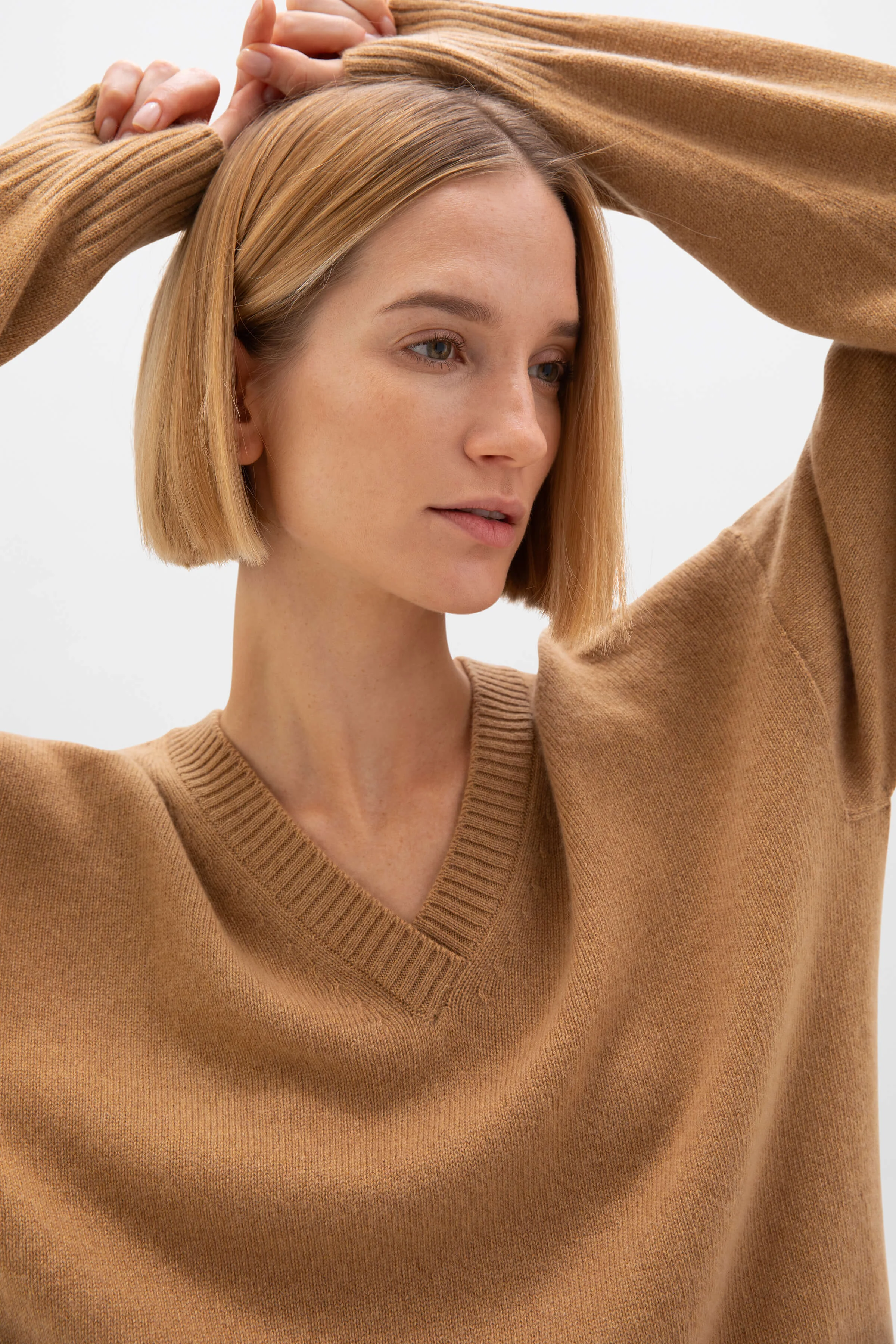 Relaxed Fit Gauzy Camel Cashmere Jumper - 1