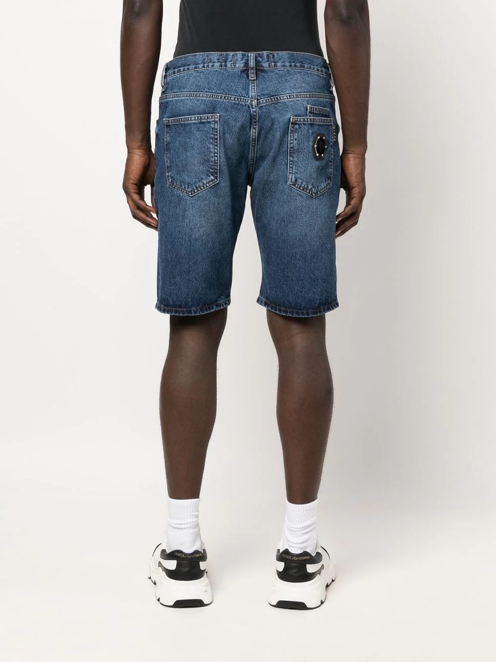 knee-length denim shorts - 4