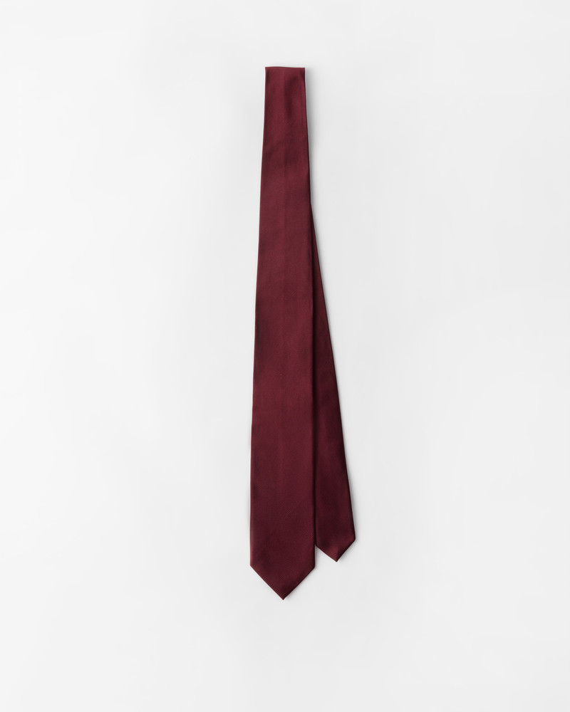 Silk tie 1
