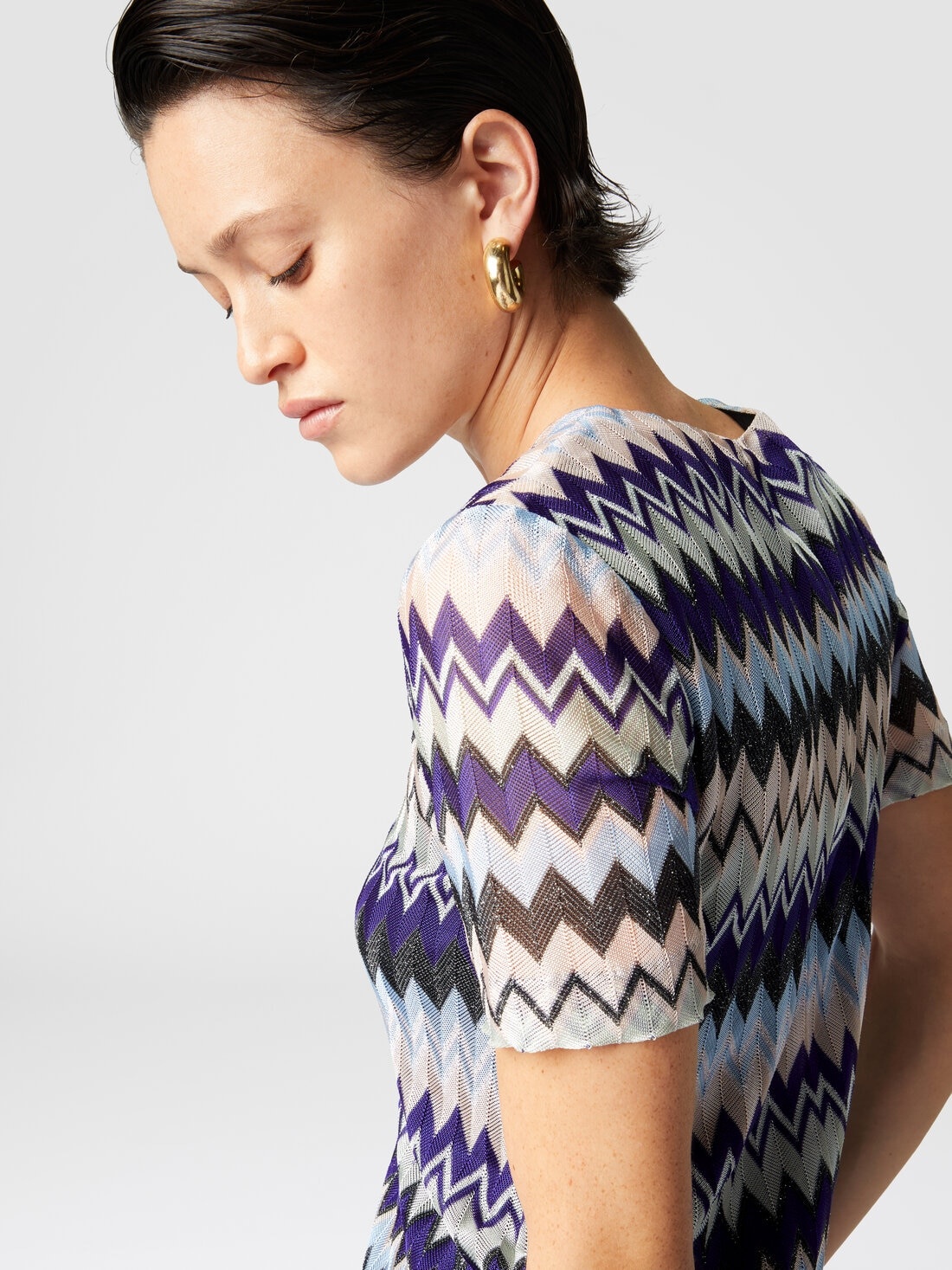 Short-sleeved mini-dress in zig zag lamé viscose - 5