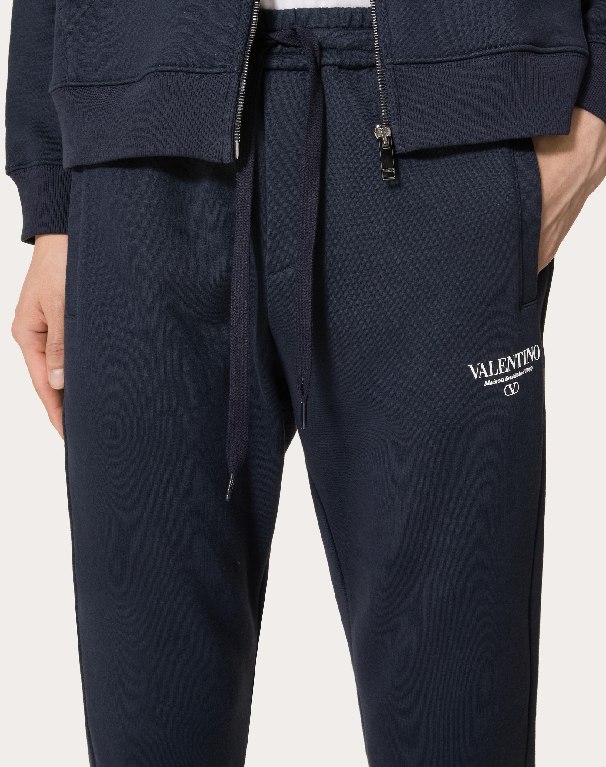 COTTON JOGGING PANTS WITH VALENTINO PRINT - 5