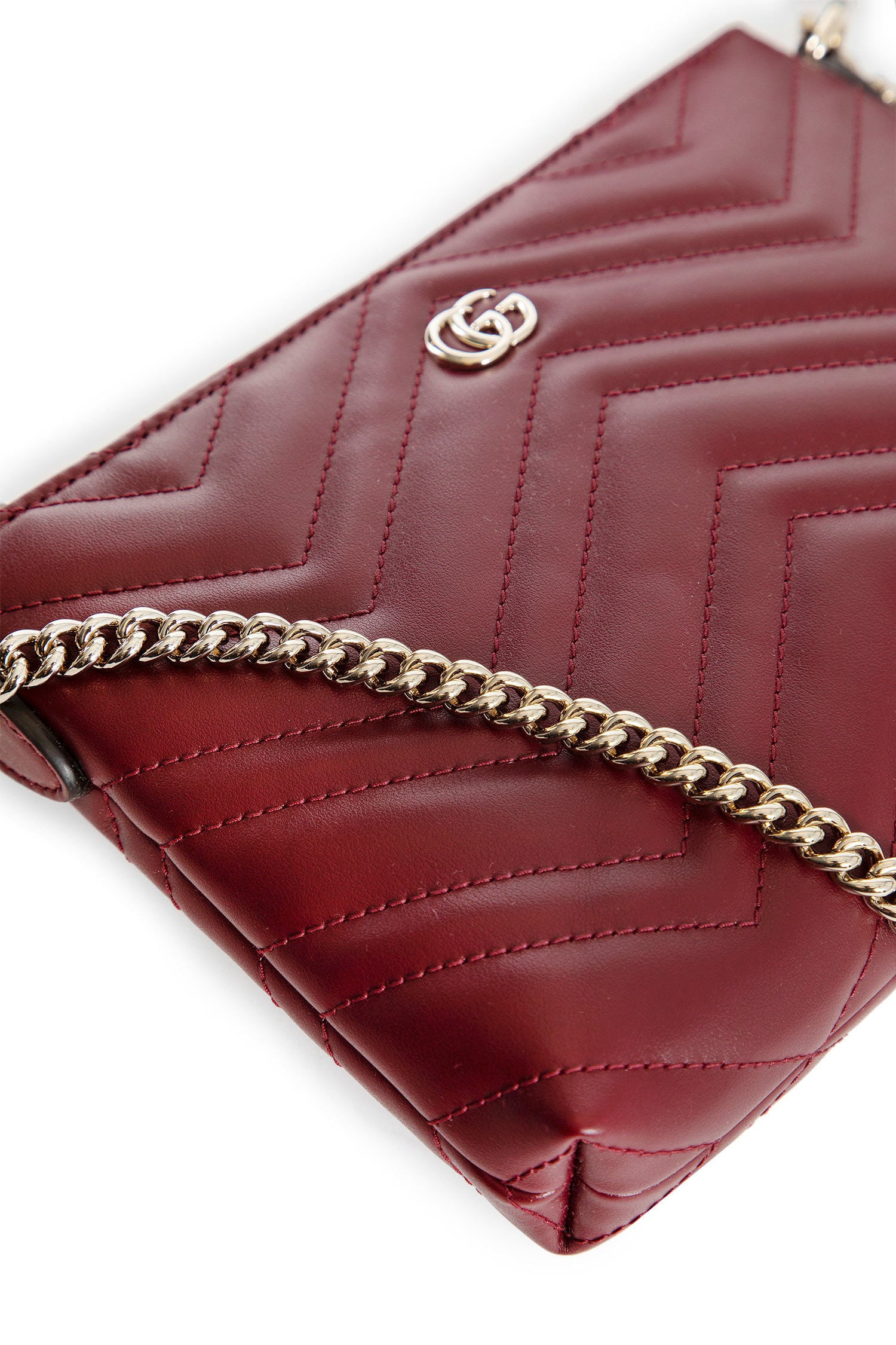 Gg-Marmont-Pouch-With-Chain - 3