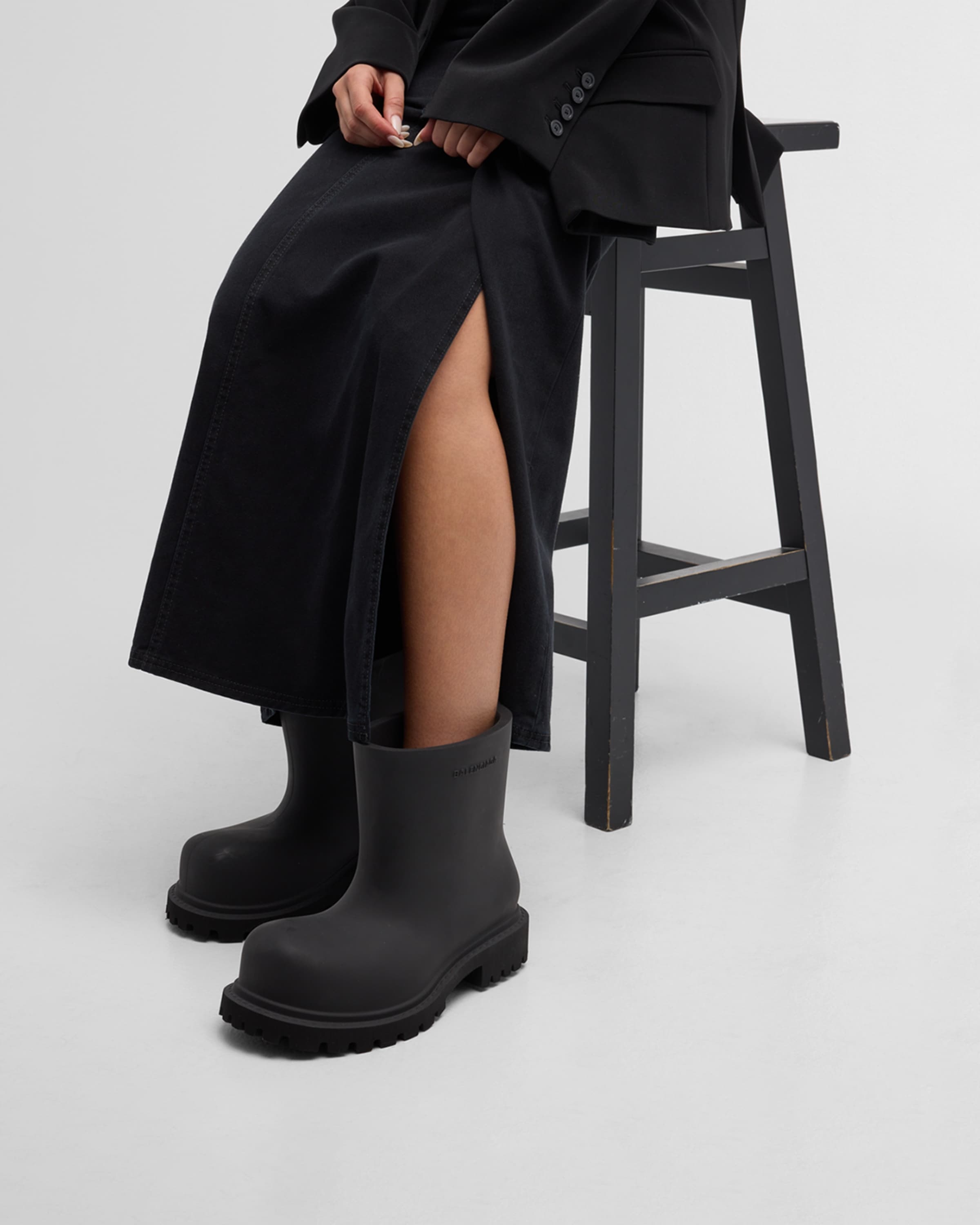 ミドルブーツ Balenciaga Women Steroid Bootie Full Eva Balenciaga's $1400 USD Steroid Boot Sells Out | Hypebeast