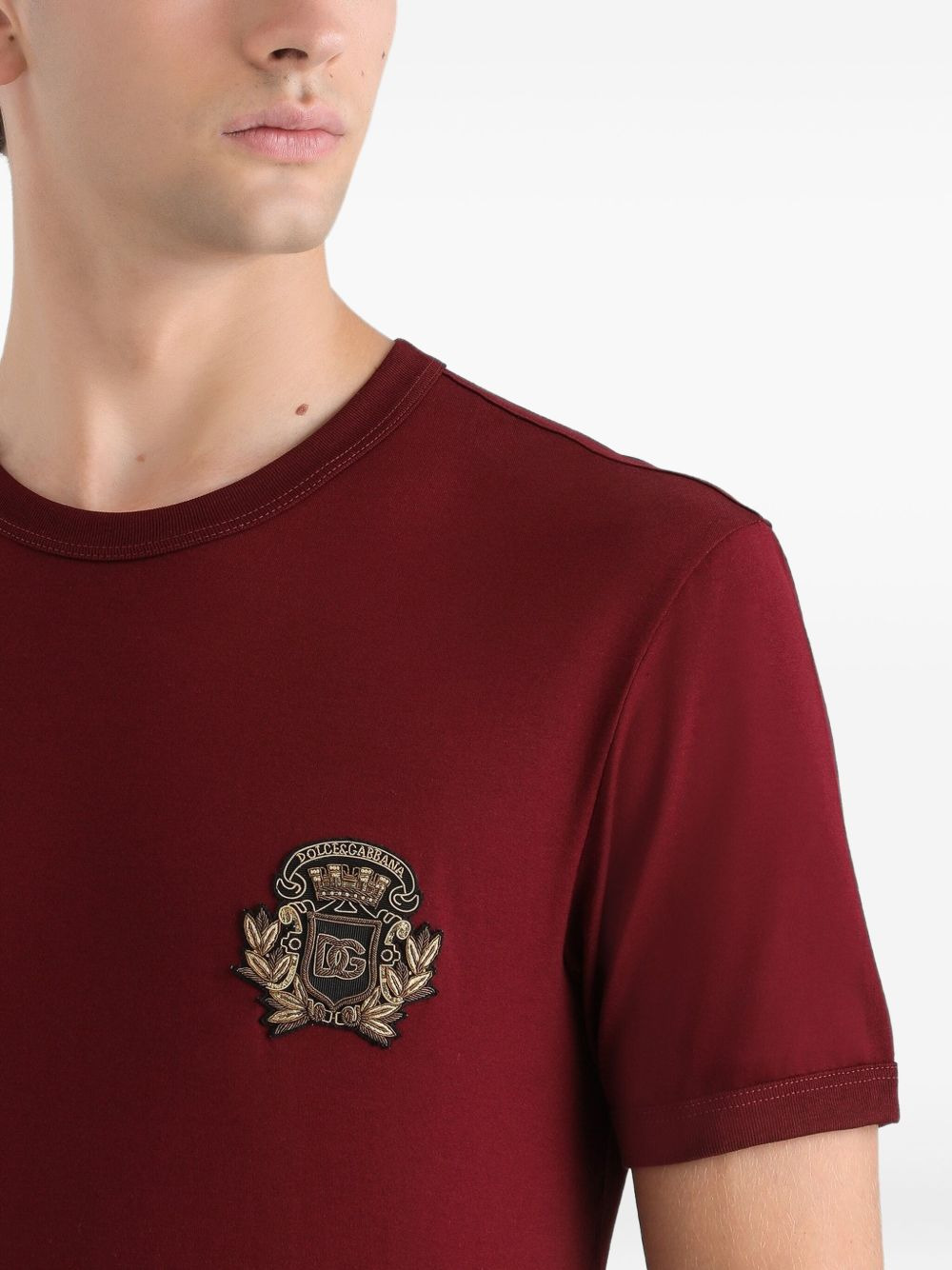 crest-embellished T-shirt - 5