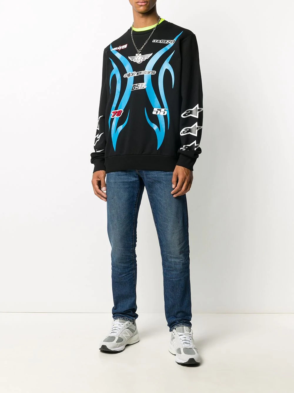 graphic-print sweatshirt - 2