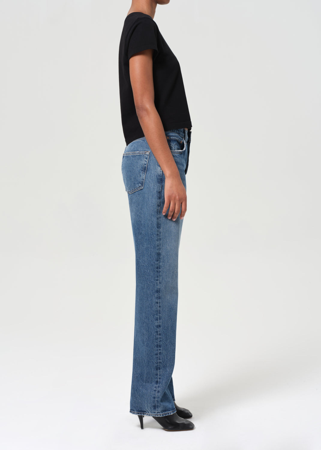 KELLY JEAN IN ESSENCE - 4