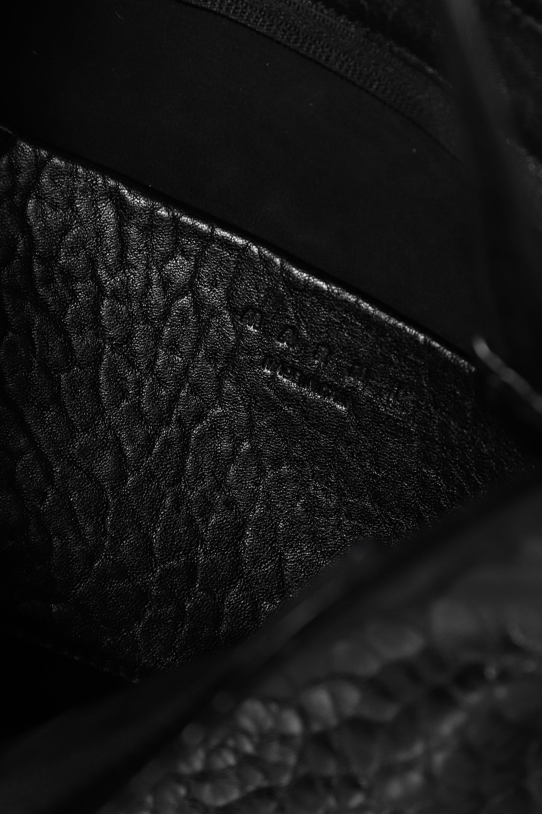 SMALL HOBO / BLK - 6