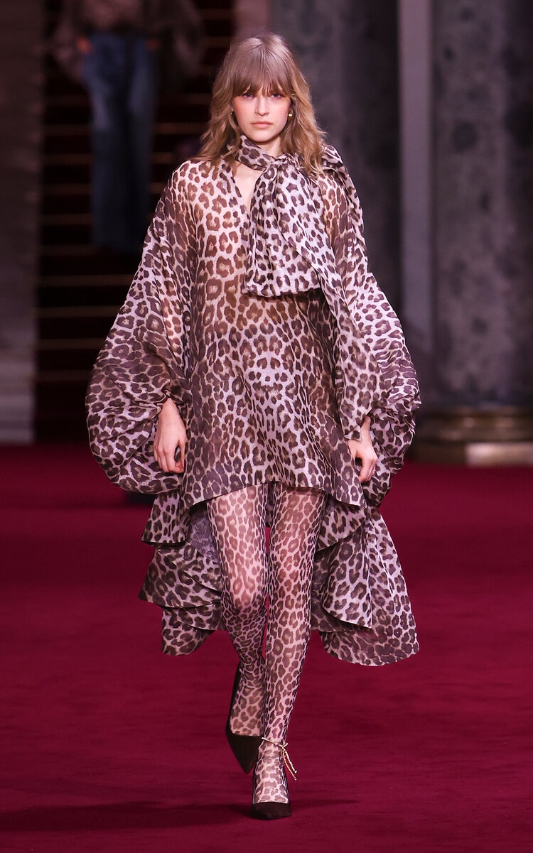 【Zimmermann】Illustration Billow linen and silk minidress Zimmermann Dresses | Australian Designer Collection | Coveti