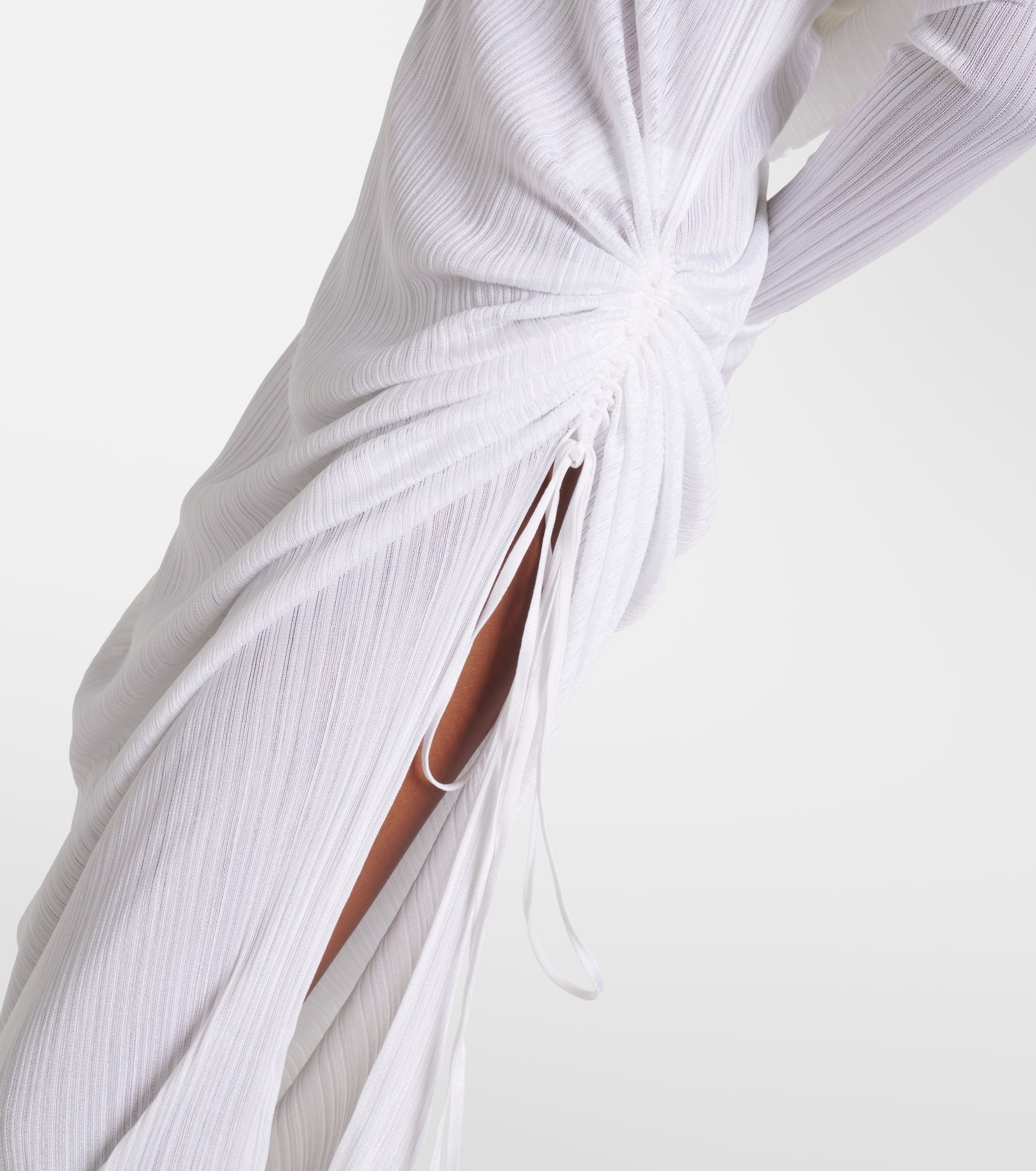 Off-shoulder ruched maxi dress - 5