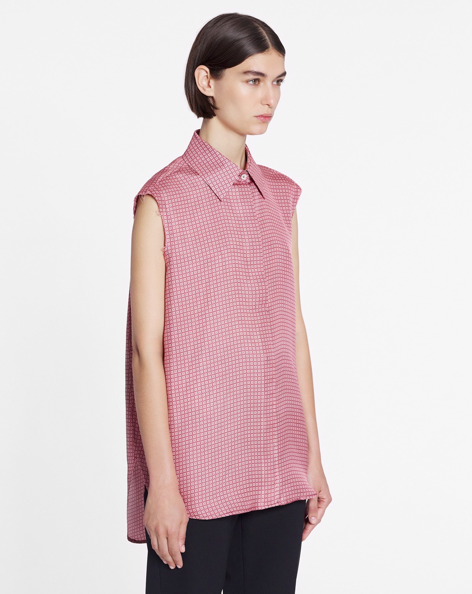 OVERSIZED PRINTED SLEEVELESS SHIRT - 3