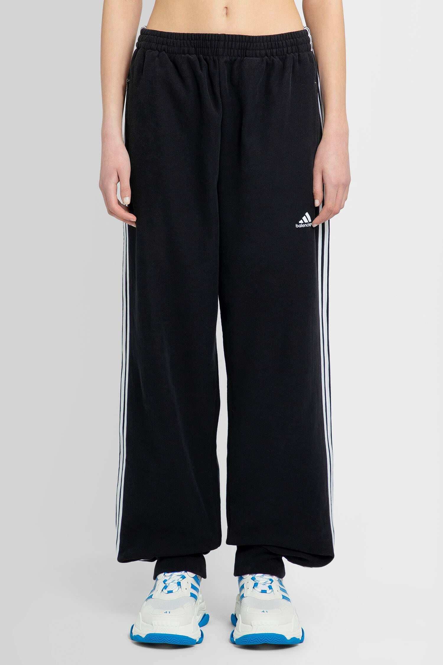 BALENCIAGA WOMAN BLACK TROUSERS - 2