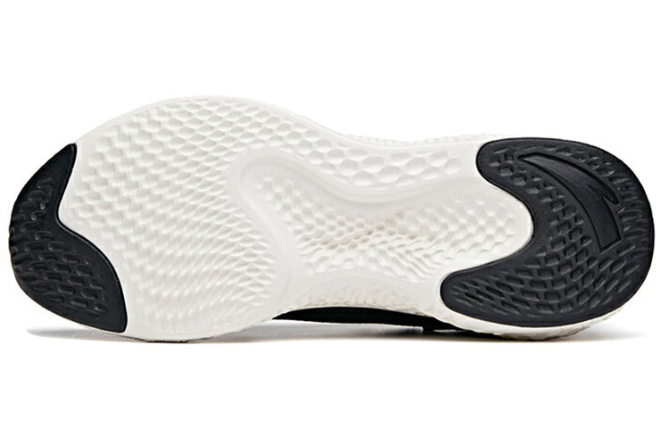 (WMNS) ANTA Running Series Sneakers 'Black Ivory White' 122115536S-4 - 5