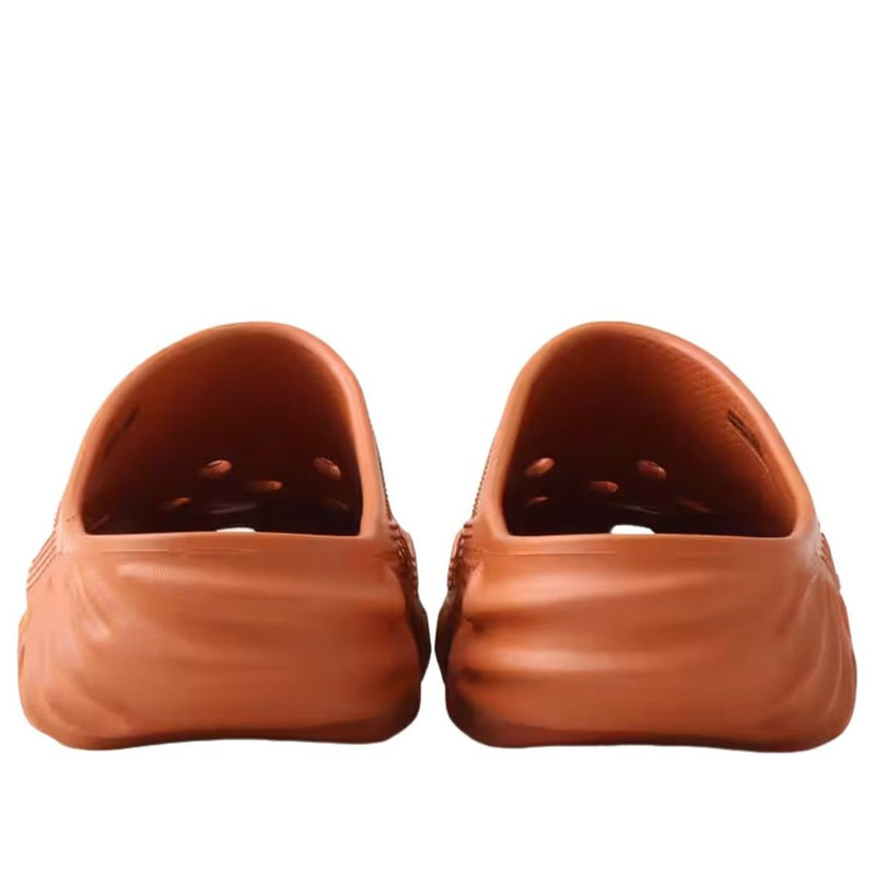 crocs Crocs x Salehe Bembury Saru Clog 'Gobi' 210141-85B outlook