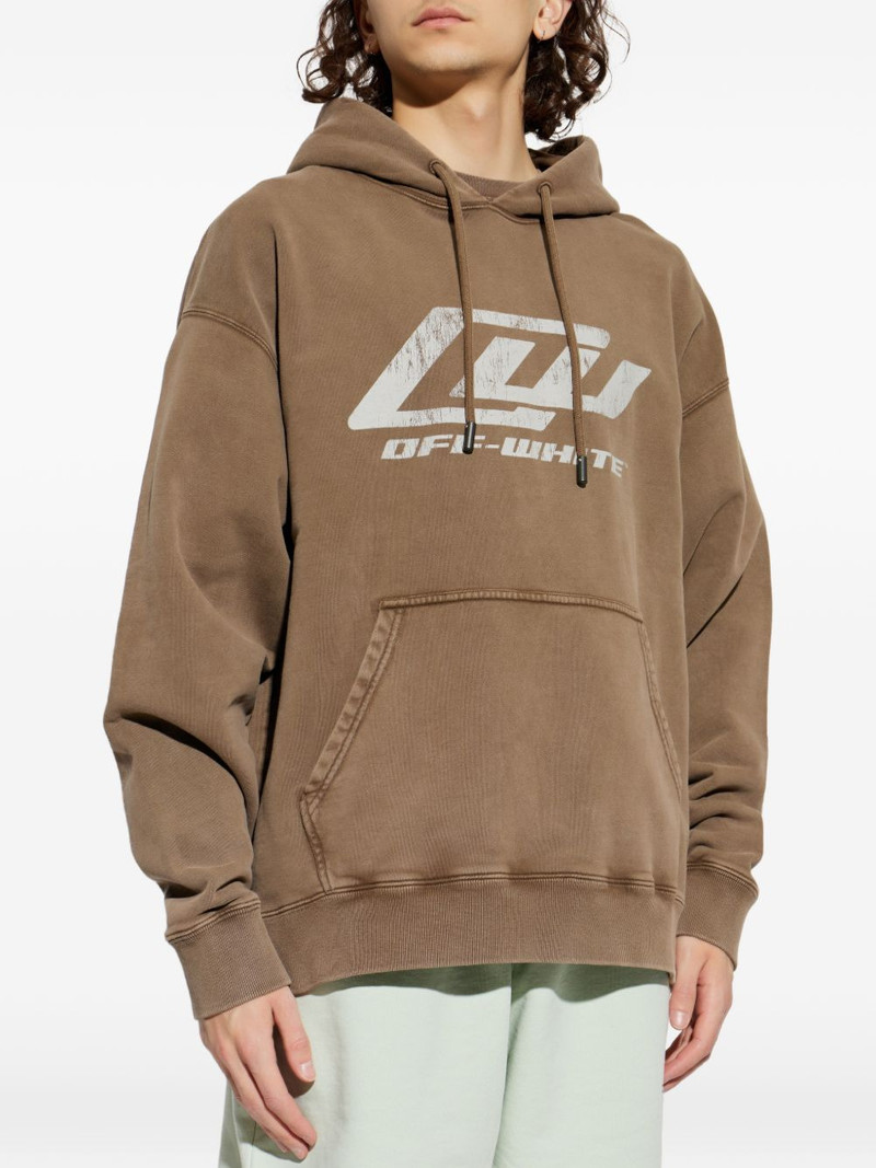 kangaroo-pocket hoodie 3