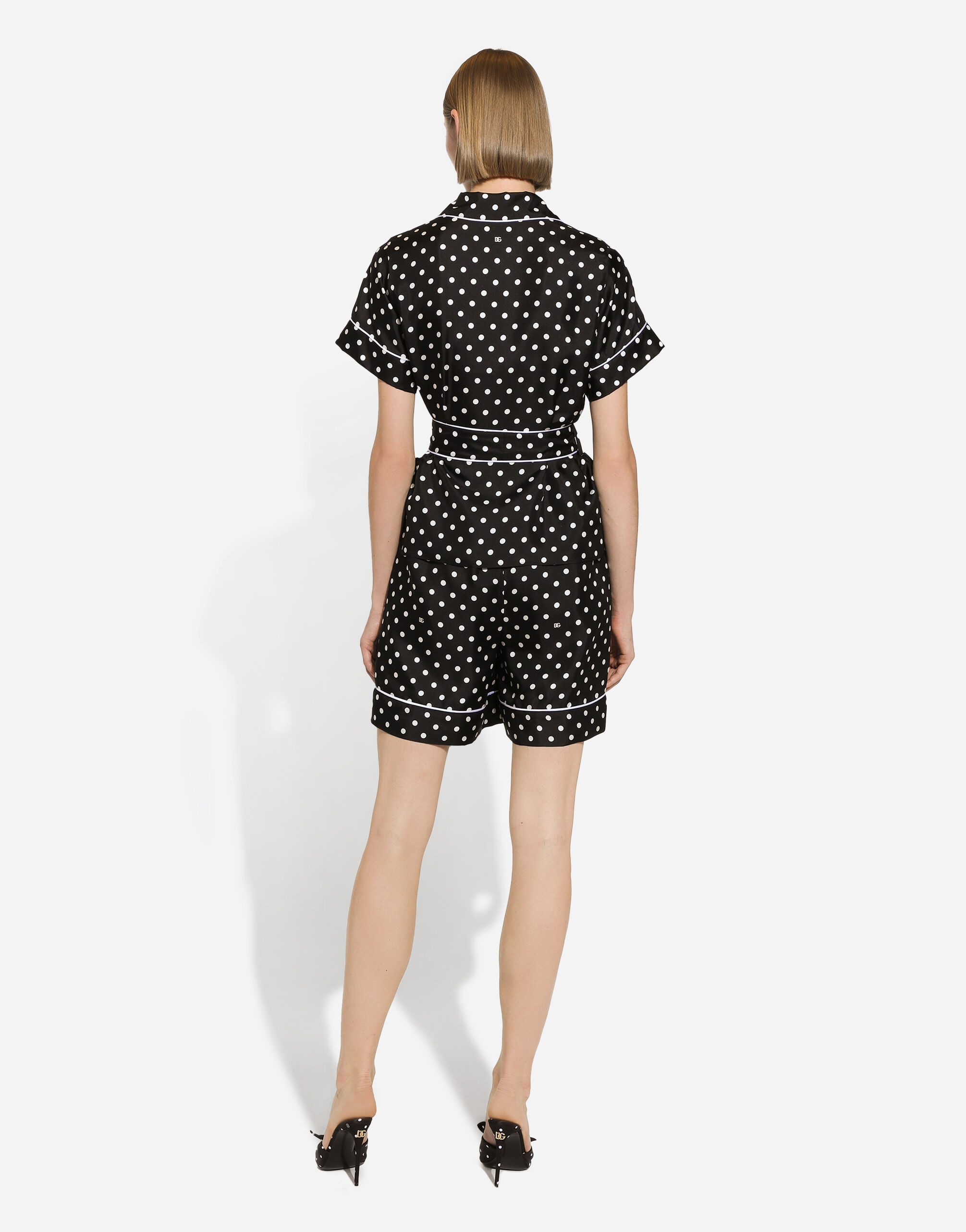 Short-sleeved silk pajama shirt with polka-dot print - 3