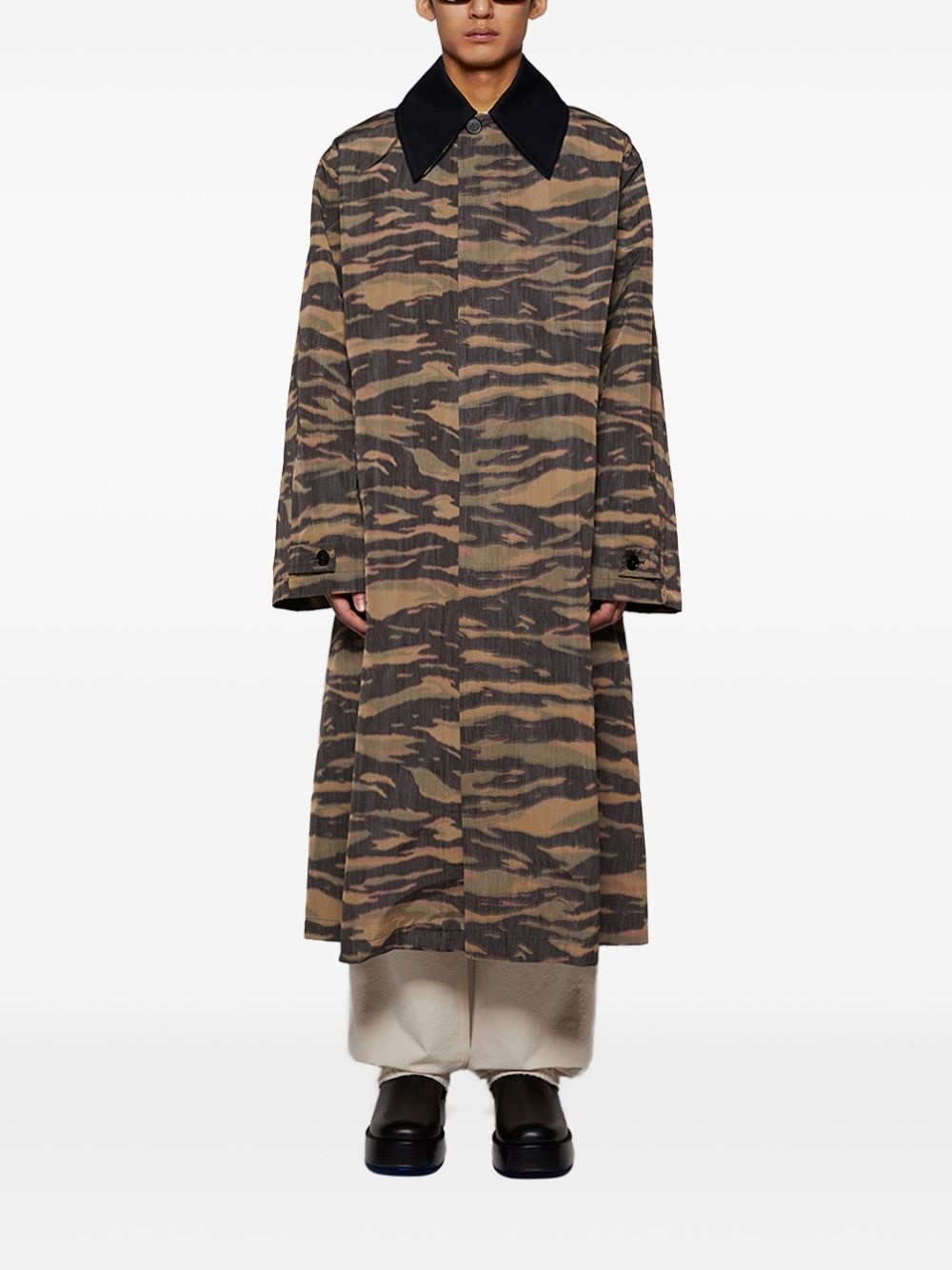 camouflage-print coat - 3
