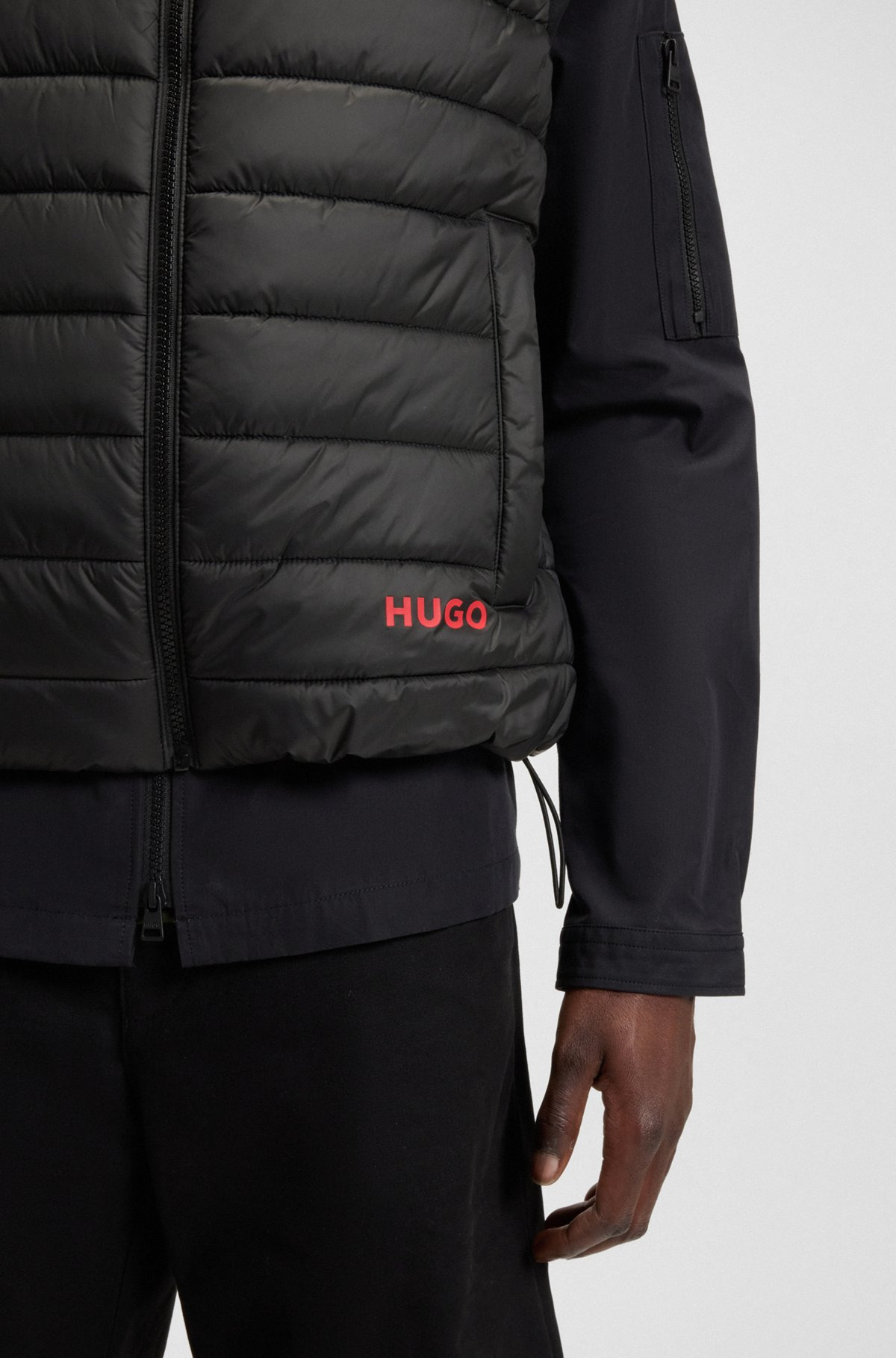 WATER-REPELLENT GILET WITH LOGO PRINT - 6