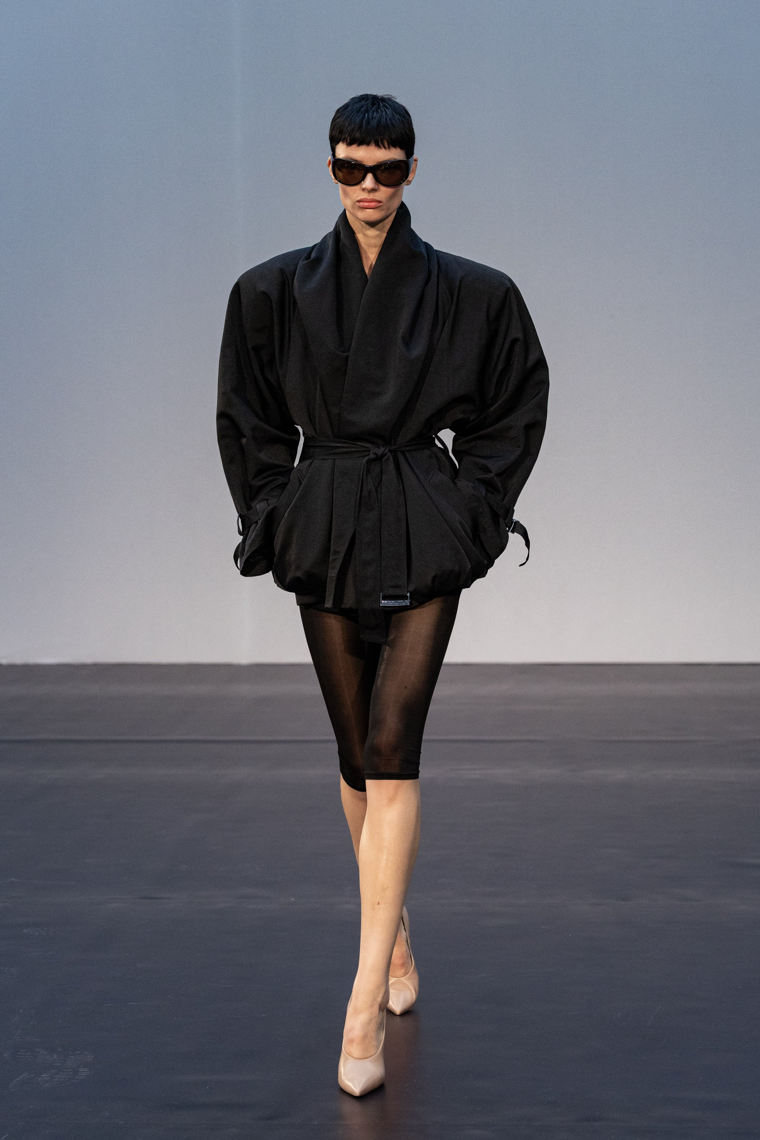 Draped collar cotton and silk jacket in black - 3