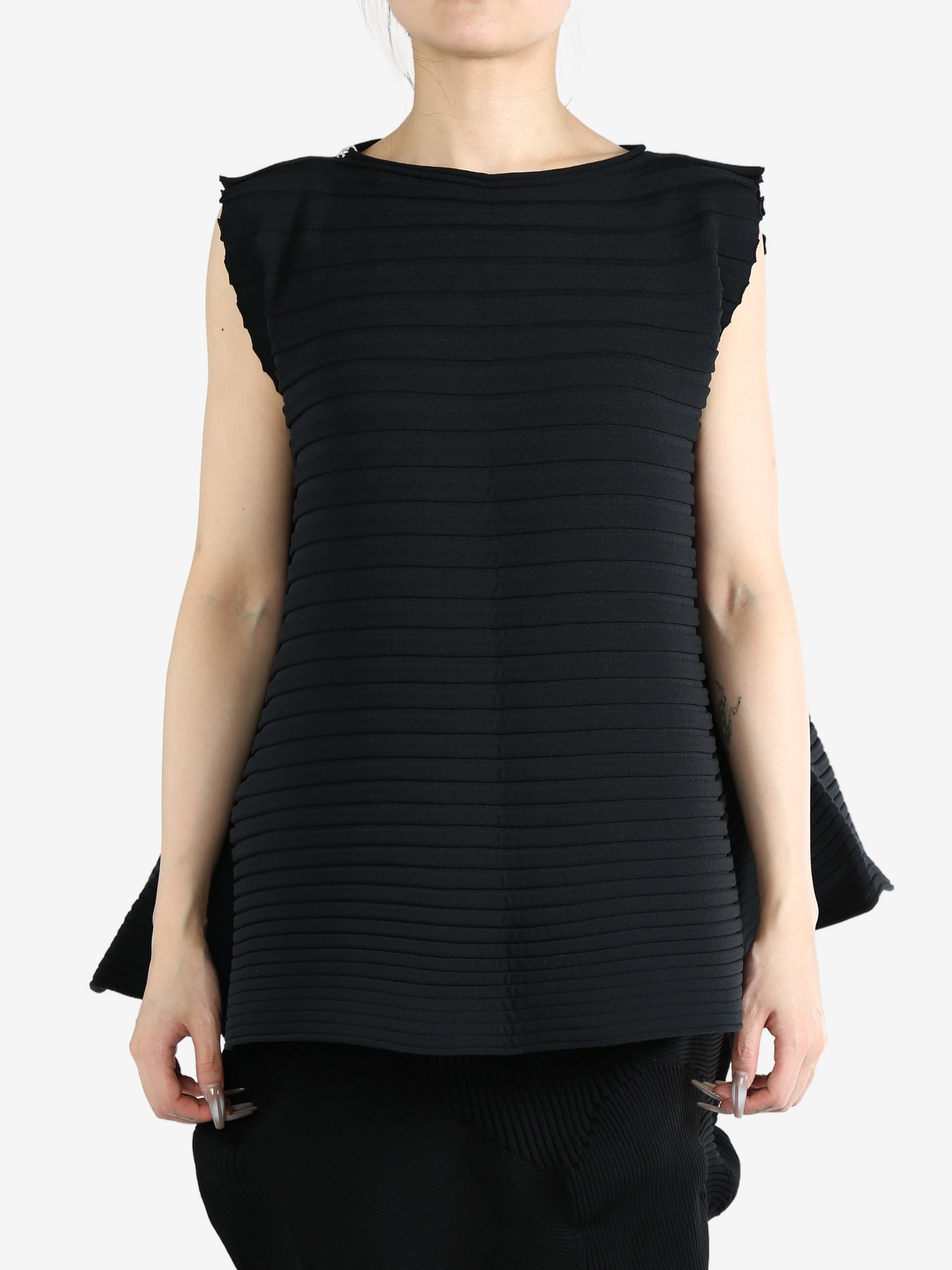 Pleats Please Issey Miyake PLEATS PLEASE ISSEY MIYAKE - Women Bounce Knit  Shirt | ateliernewyork | REVERSIBLE