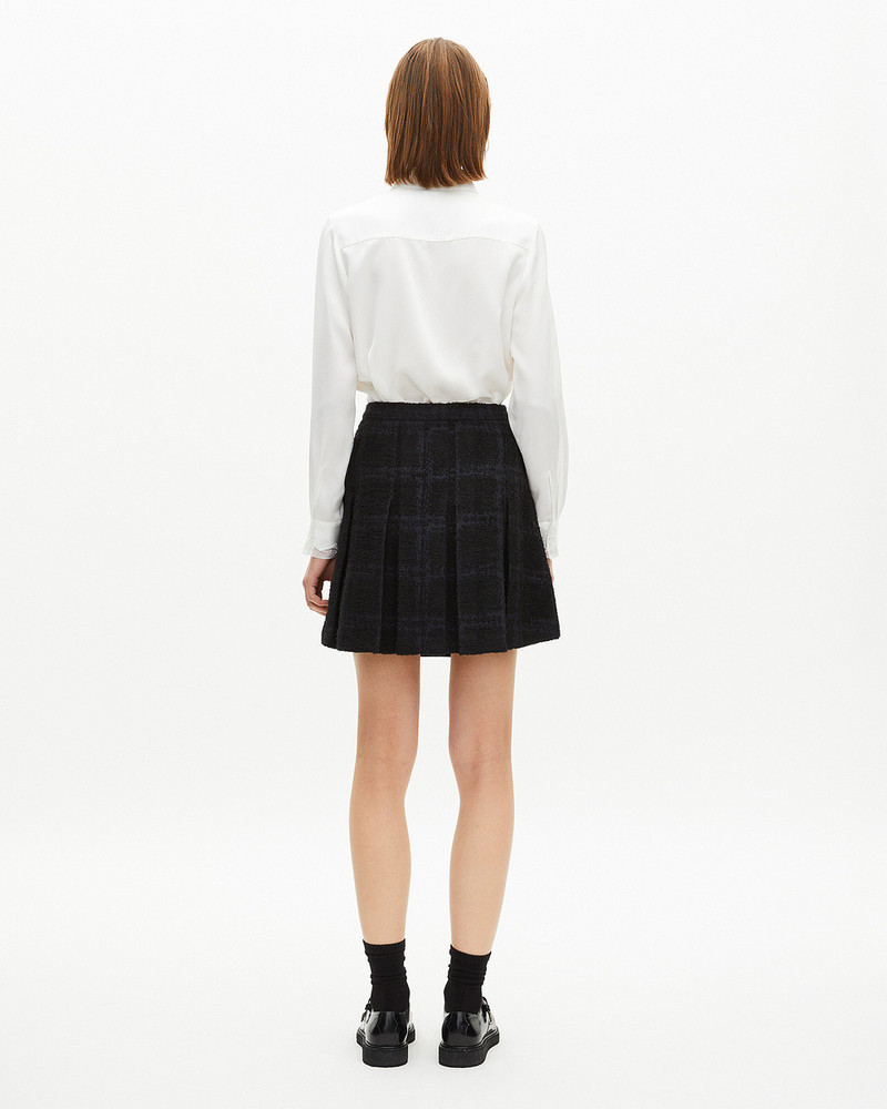 SHORT NAVY PLEATED SKIRT 4