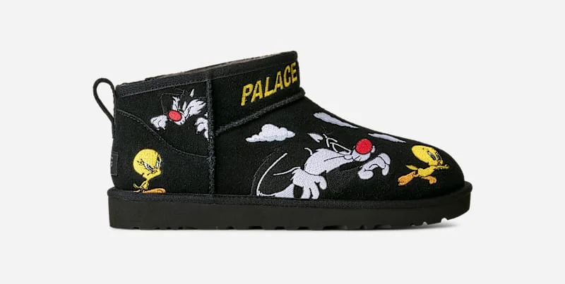 ® Palace Ultra Mini Suede Classic Boots in Black - 1