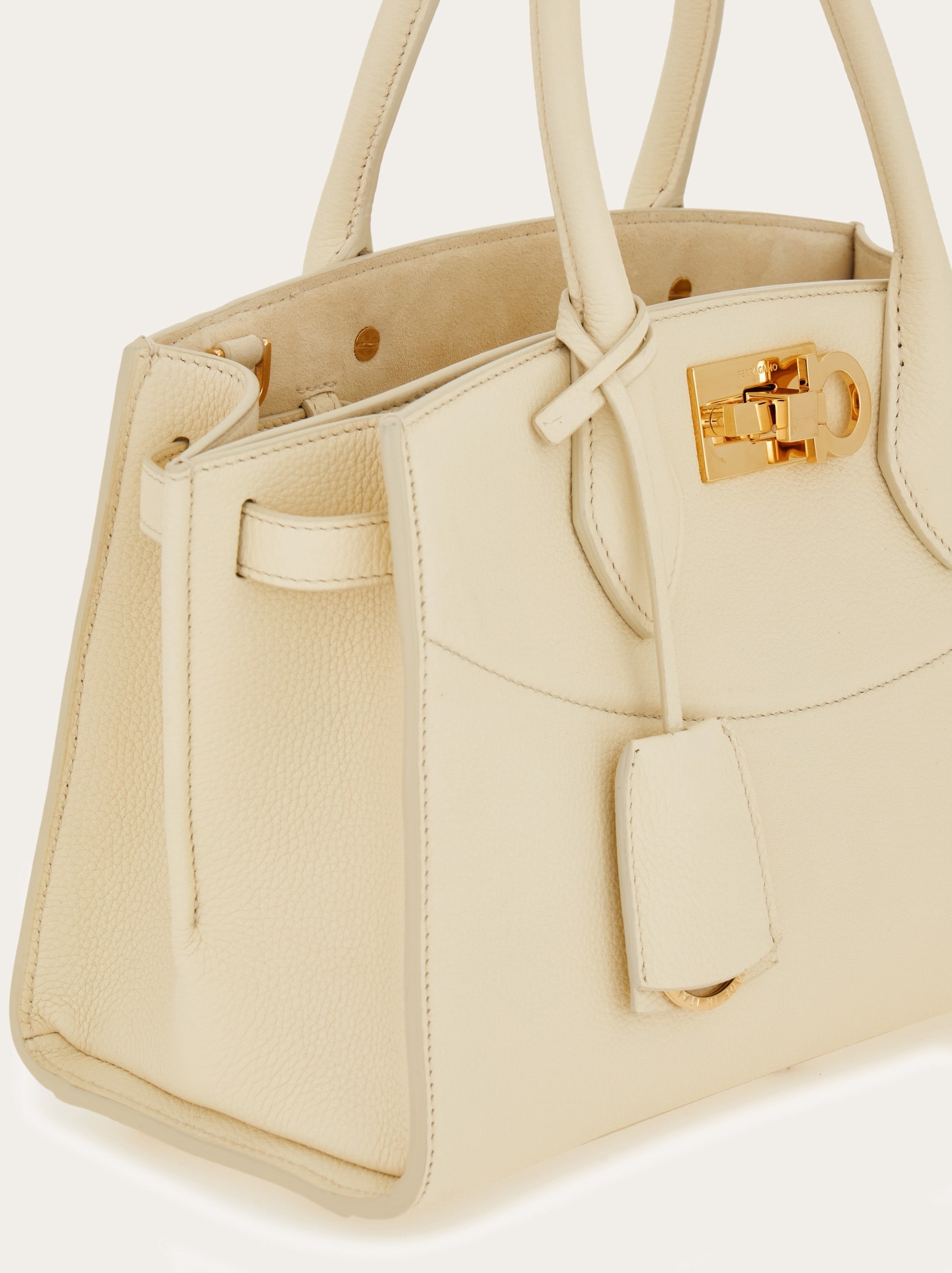 New Ferragamo Studio soft bag (M) - 8
