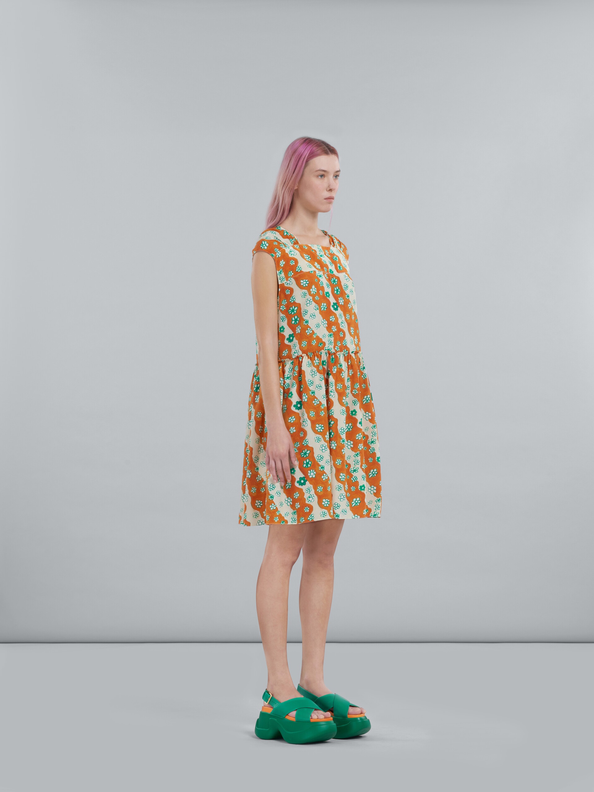 PRINTED SHORT SILK DRESS - 6
