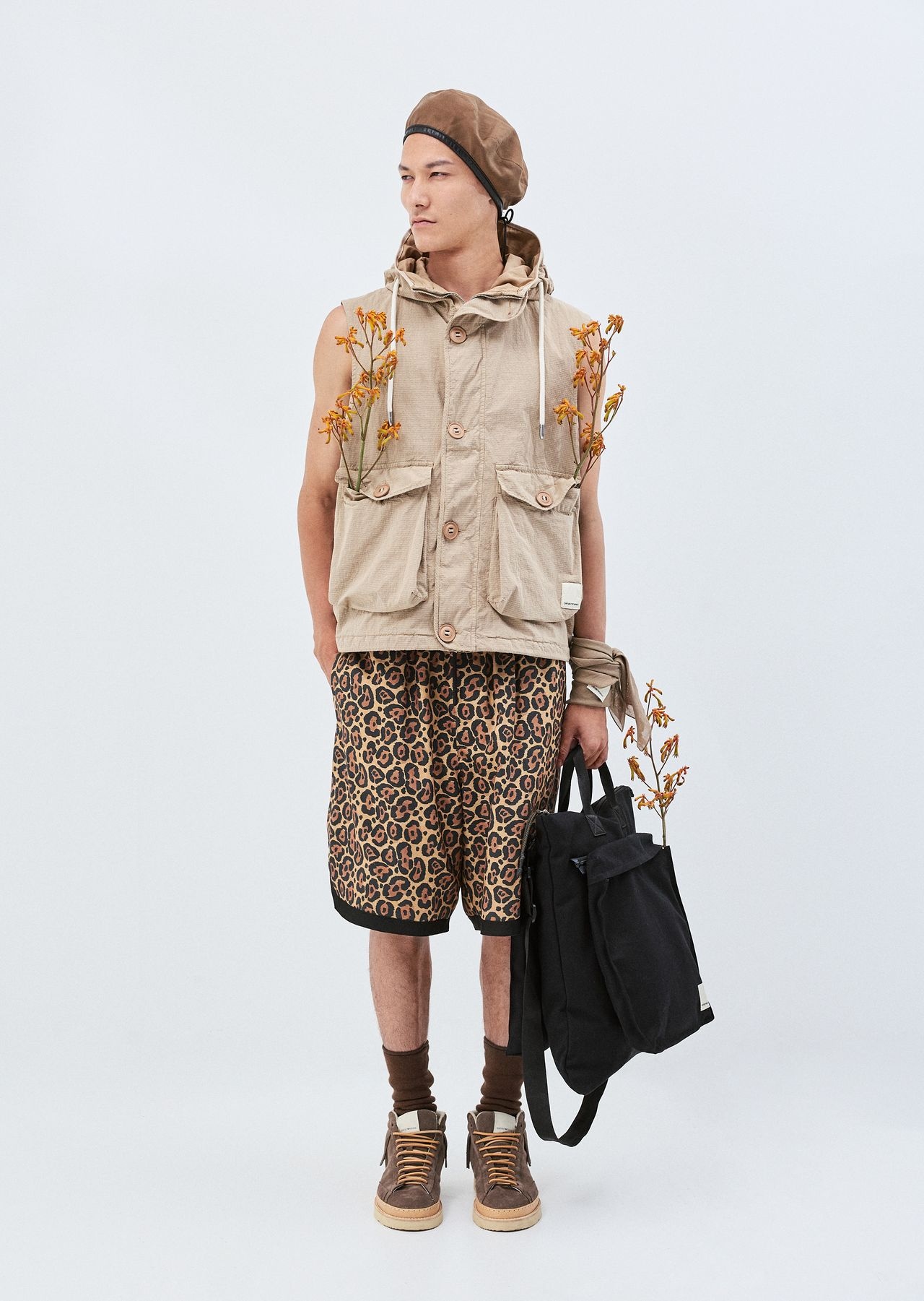 Emporio Armani Sustainability Values Capsule Collection garment-dyed organic ripstop sleeveless hood - 6