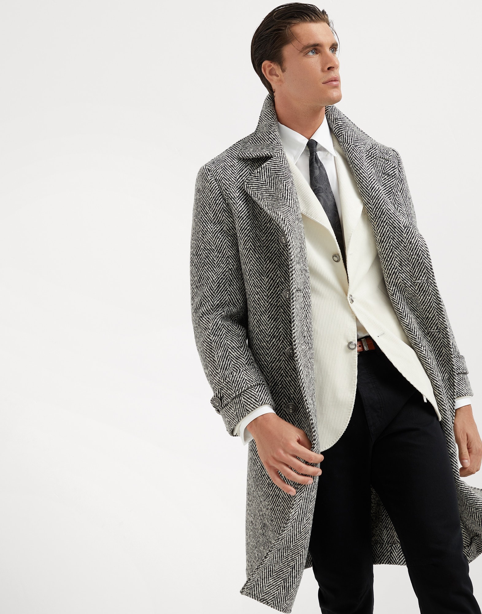 Virgin wool chevron one-and-a-half breasted coat with metal buttons - 4