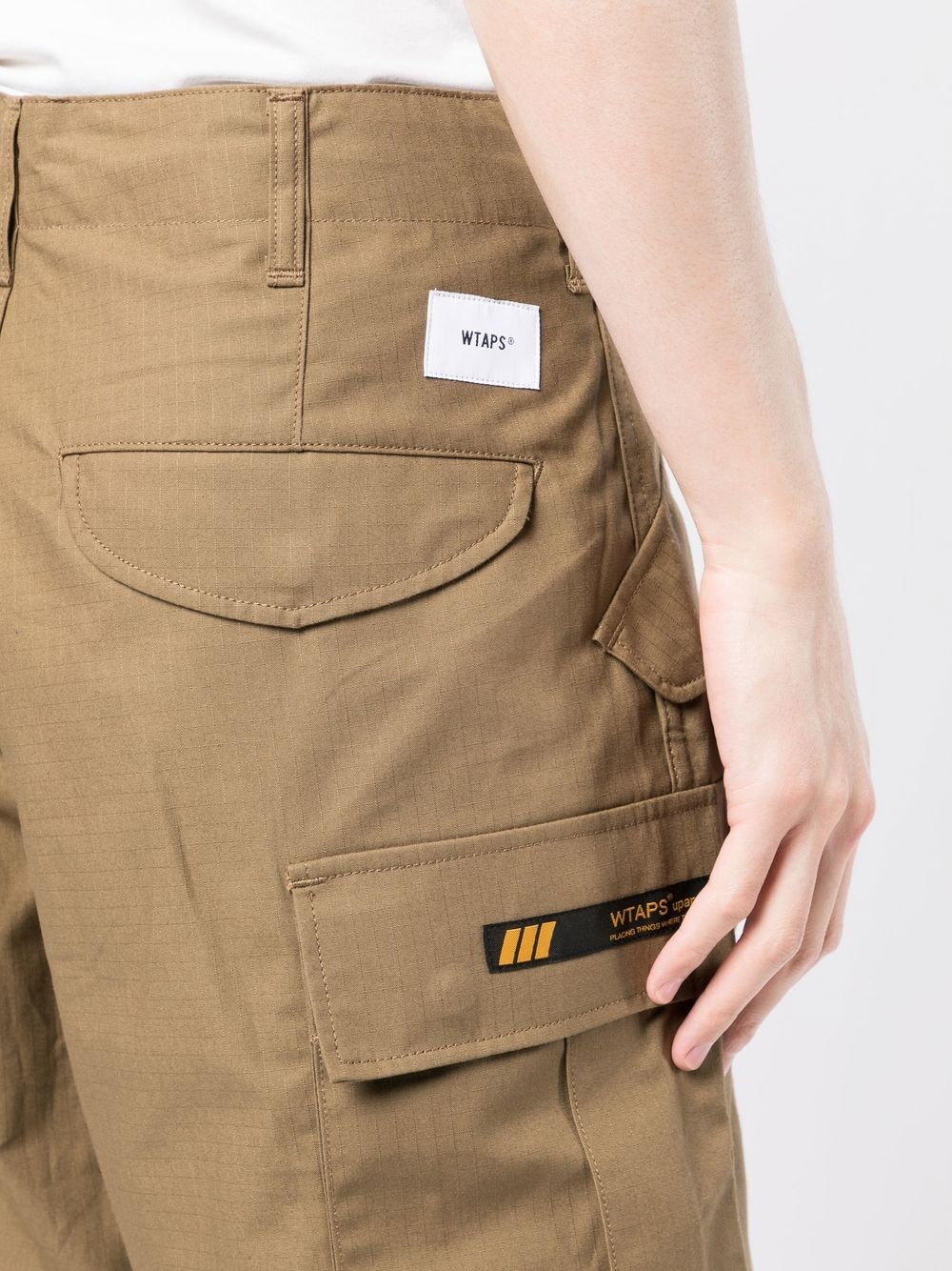 logo-patch cargo shorts - 5