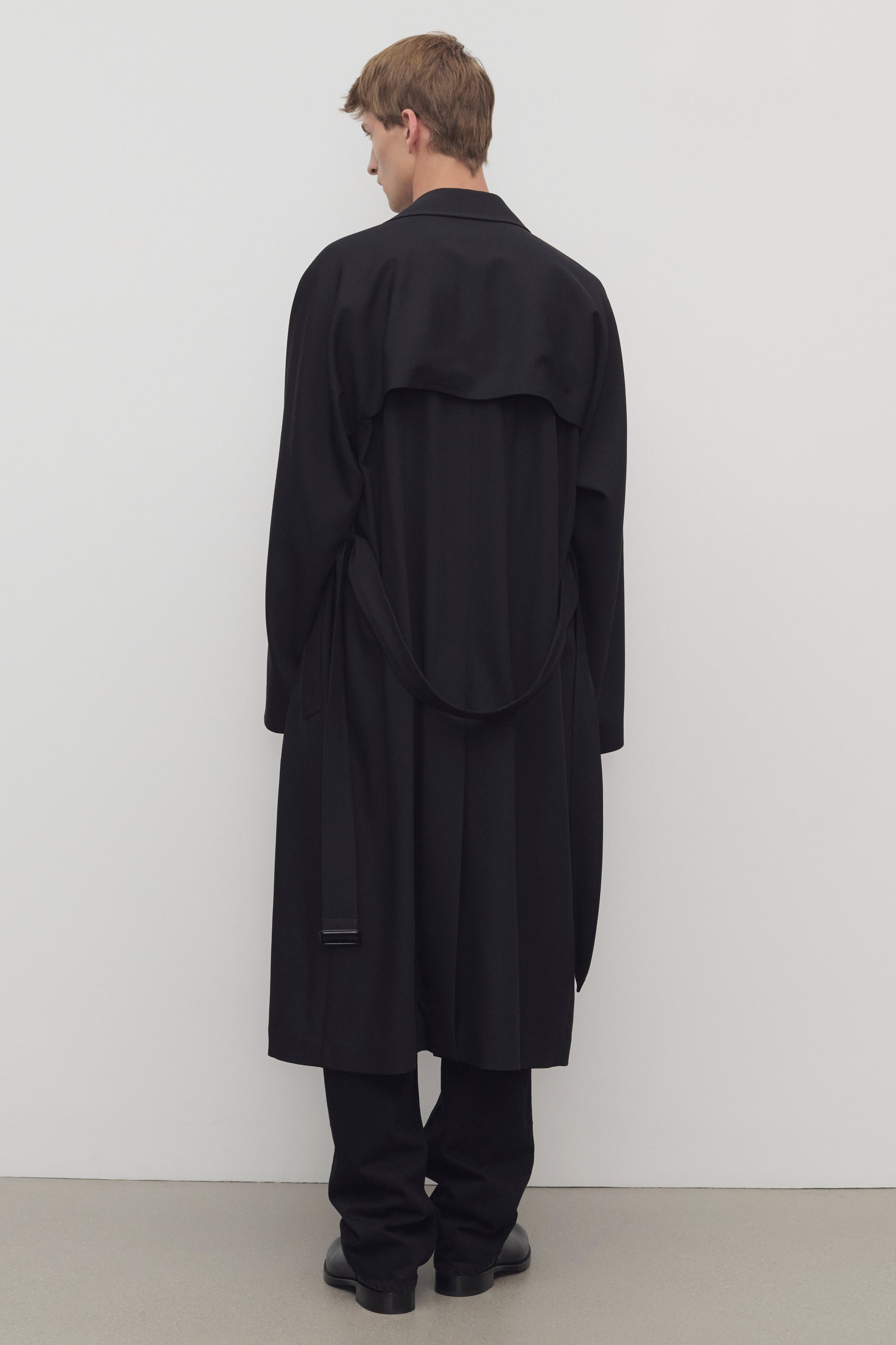 Finnian Coat in Virgin Wool - 6
