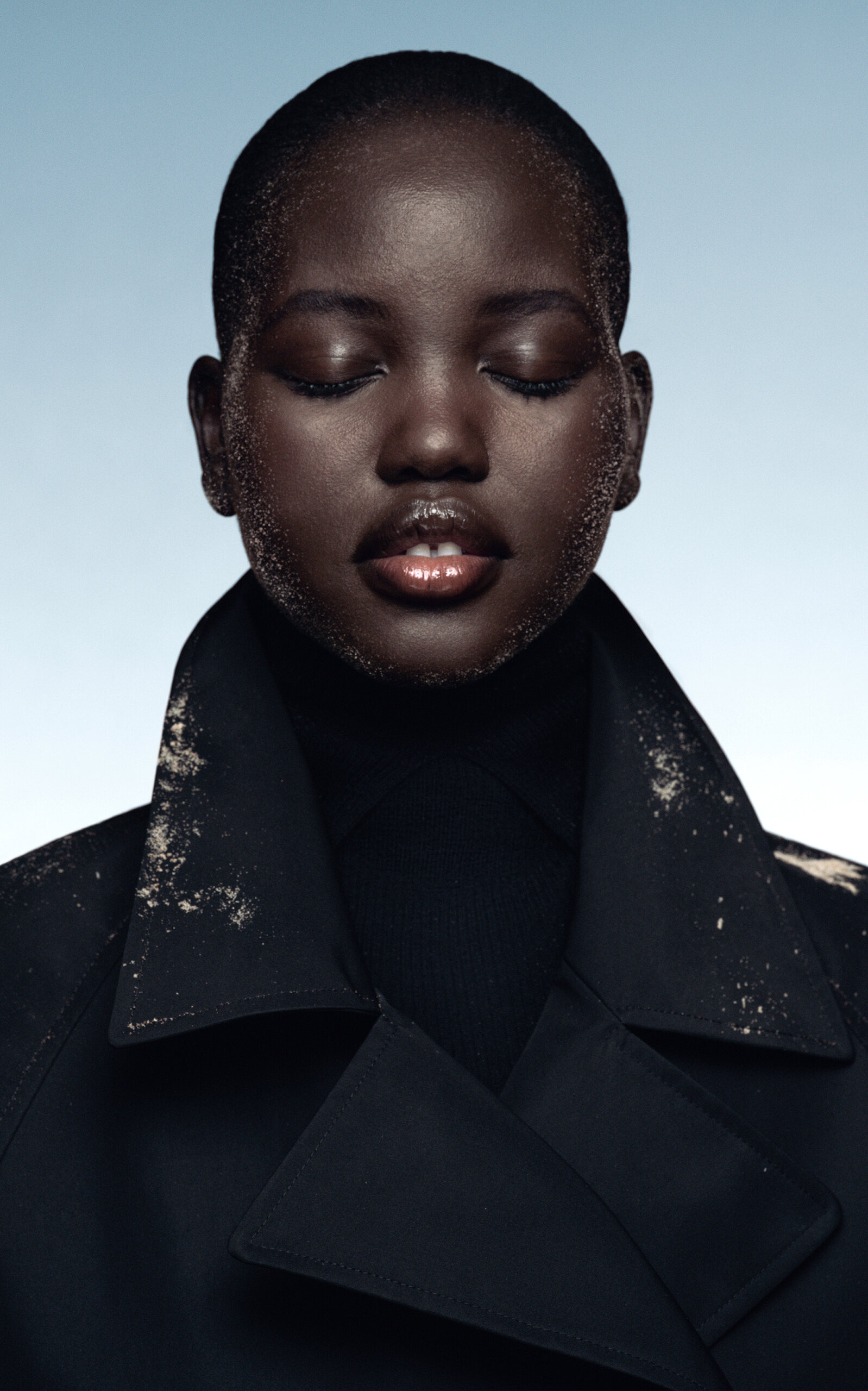 x EE72 by Edward Enninful Zake Long Trench Coat black - 3