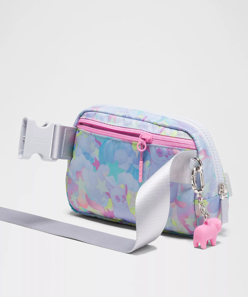 lululemon x So Youn Lee Everywhere Belt Bag 1L 4