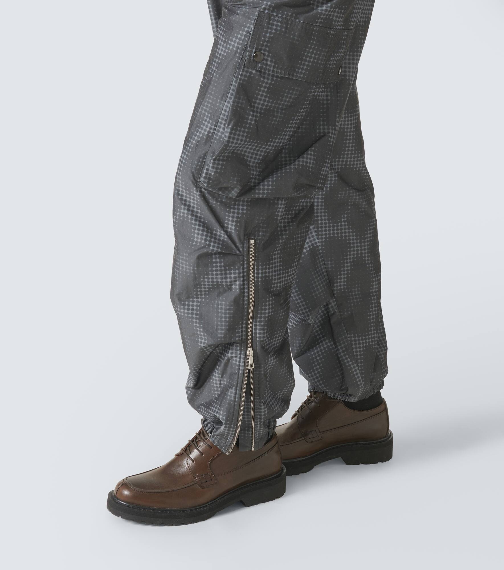 Printed cargo pants - 6