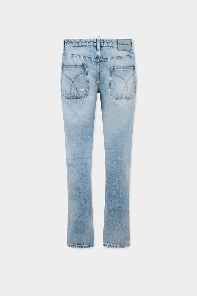 DSQUARED2 LIGHT DIAGONALE WASH TEDDY JEANS outlook