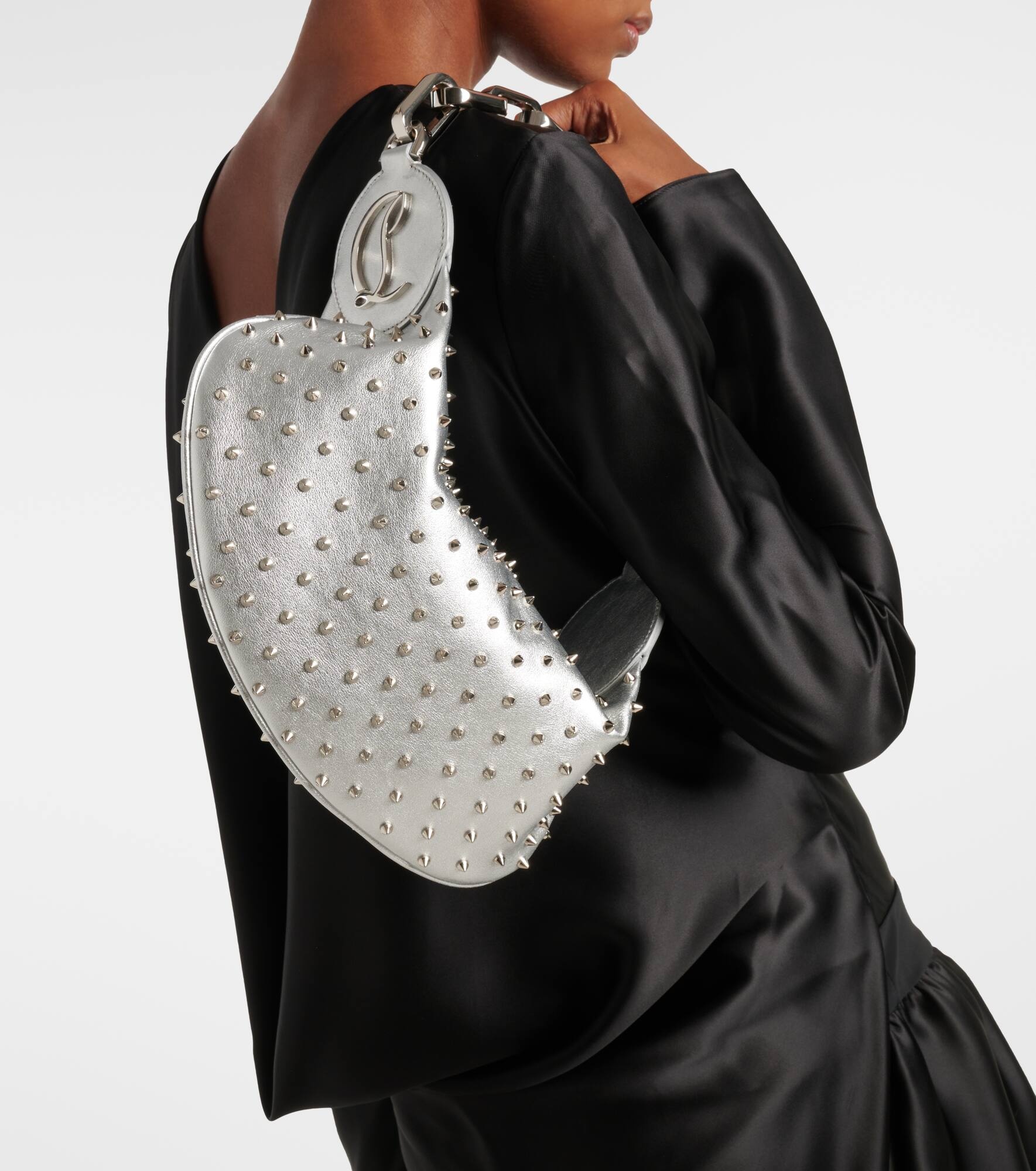 Le 54 spiked metallic leather shoulder bag - 2
